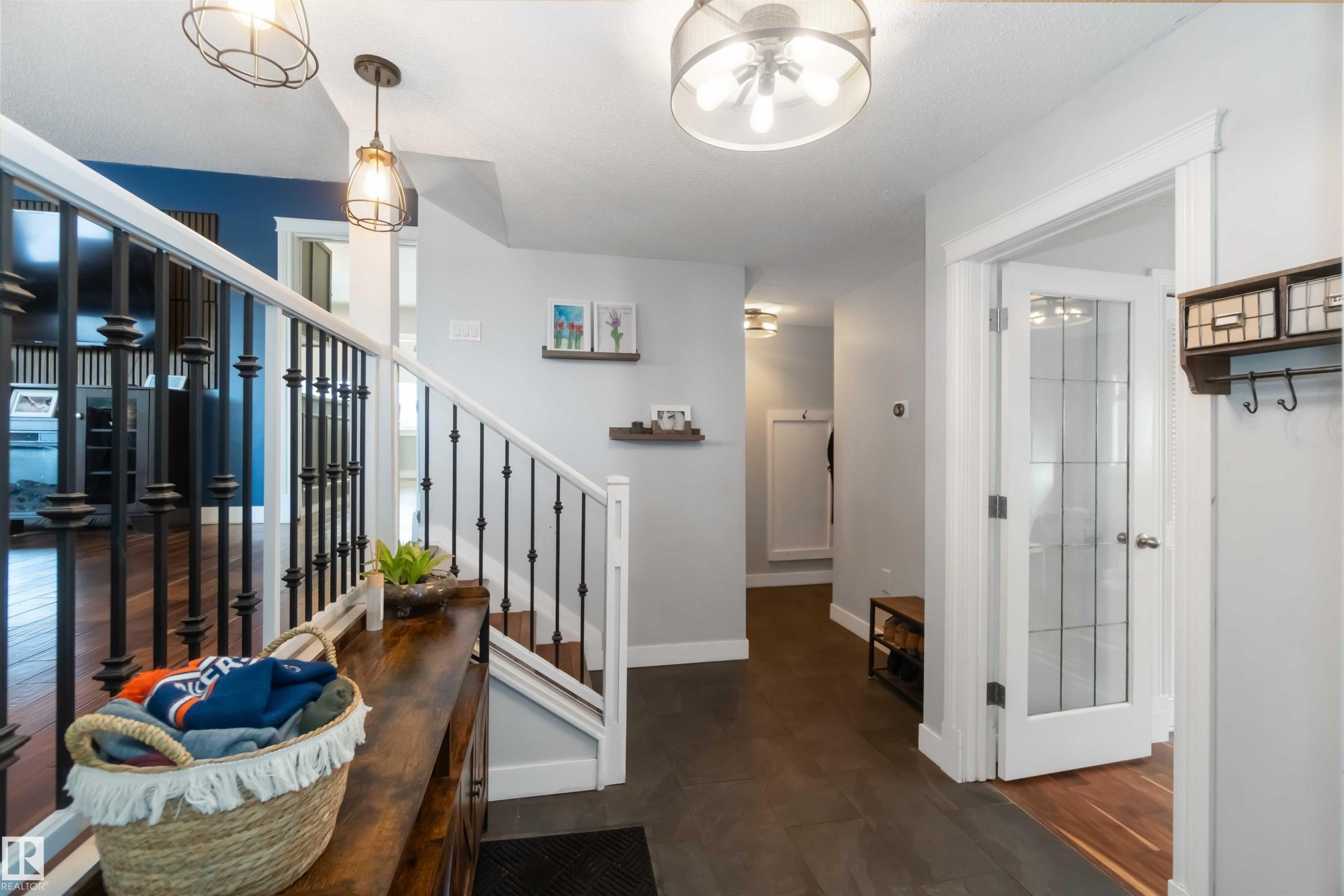 Entryway featuring stairs and baseboards - 6 Garraway Pl, St. Albert, AB - Indoor Photo Showing Other Room