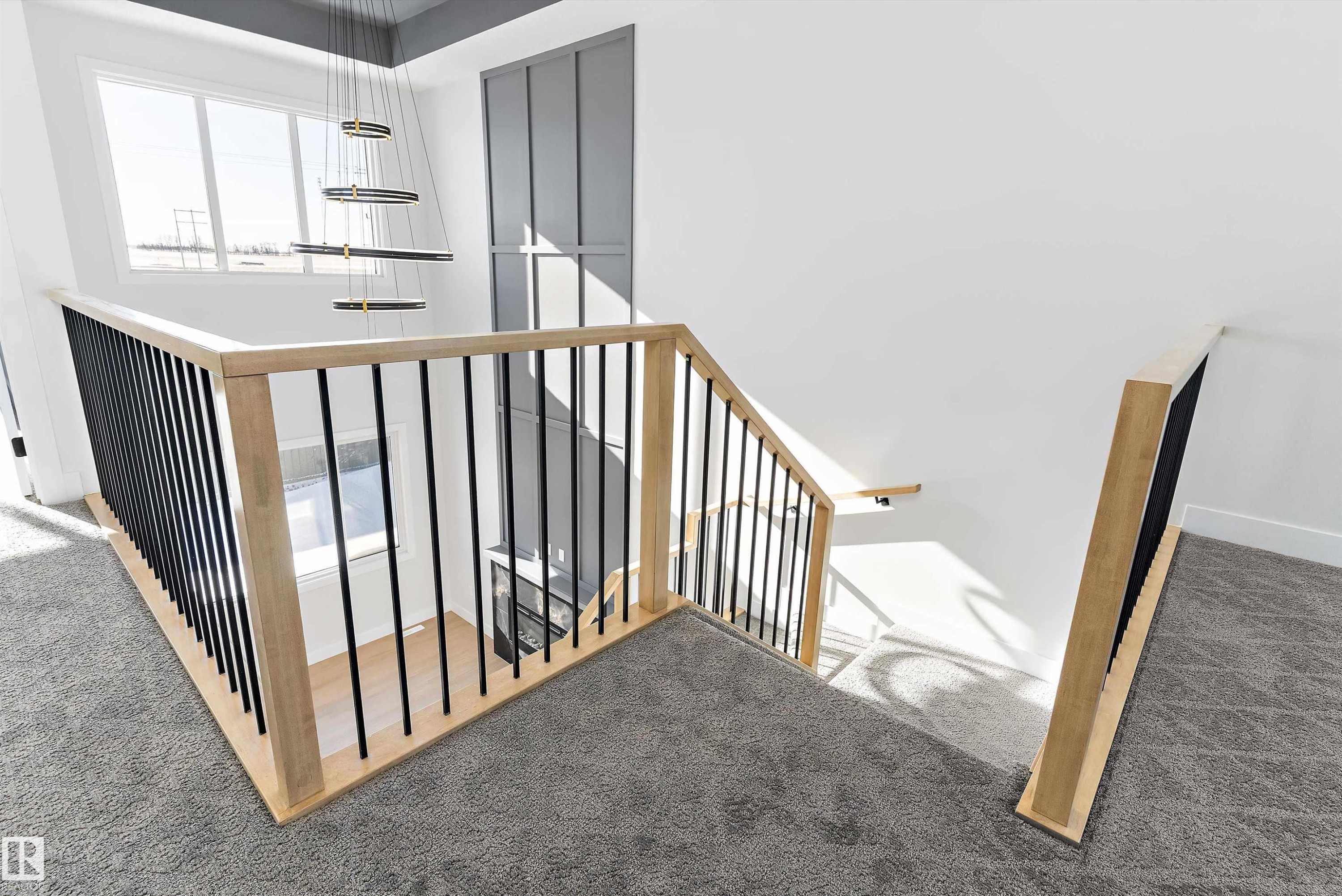 34 Astoria Place, Devon, AB - Indoor Photo Showing Other Room