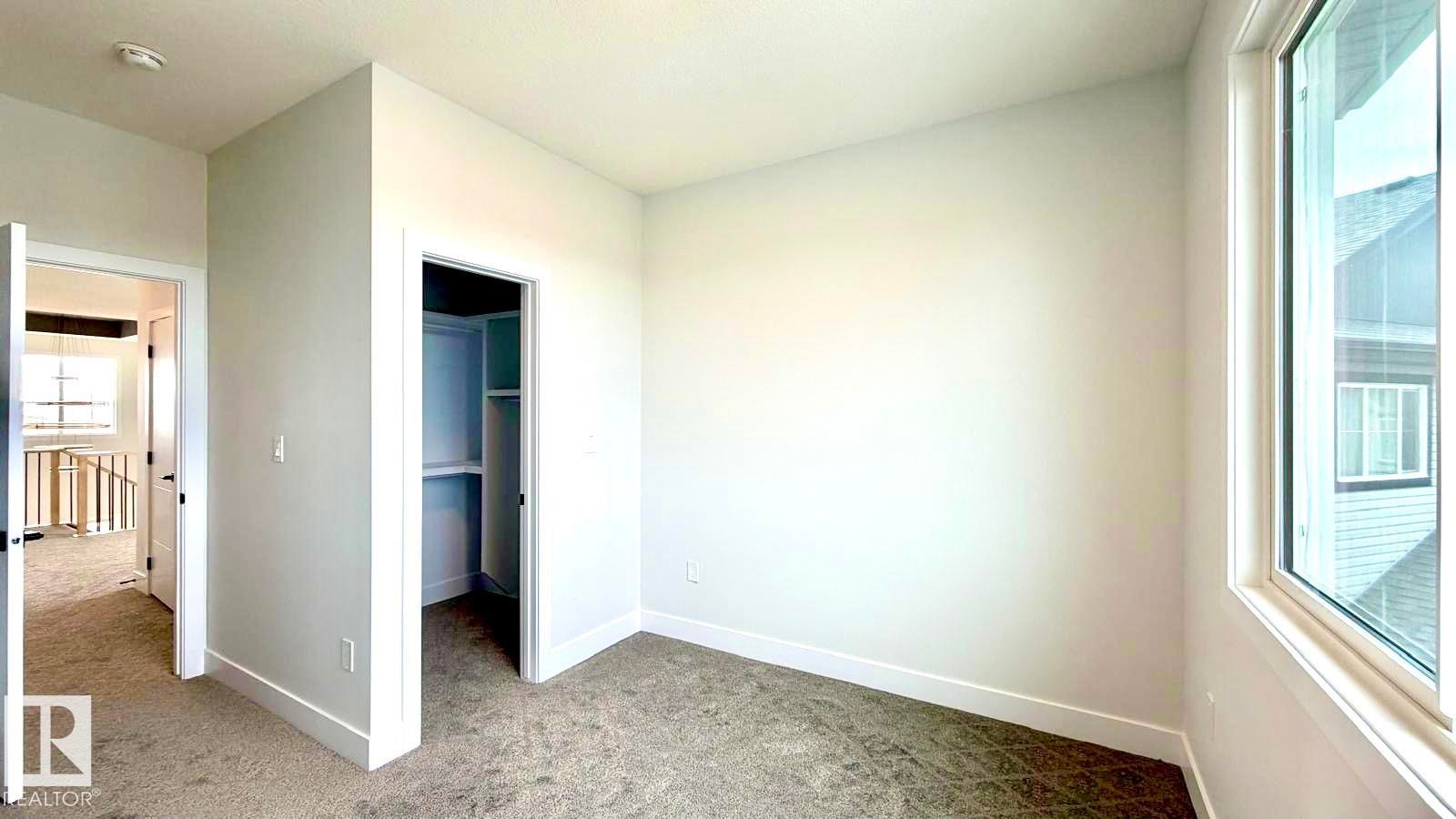 34 Astoria Place, Devon, AB - Indoor Photo Showing Other Room