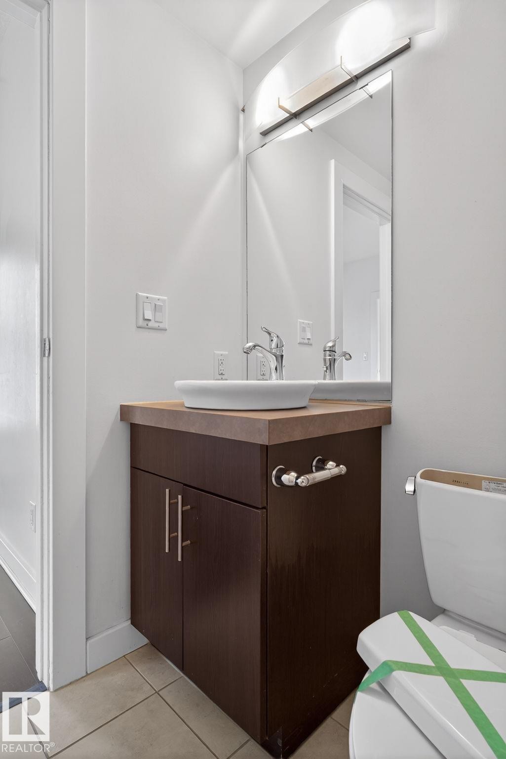 2504 10152 104 Street, Edmonton, AB - Indoor Photo Showing Bathroom