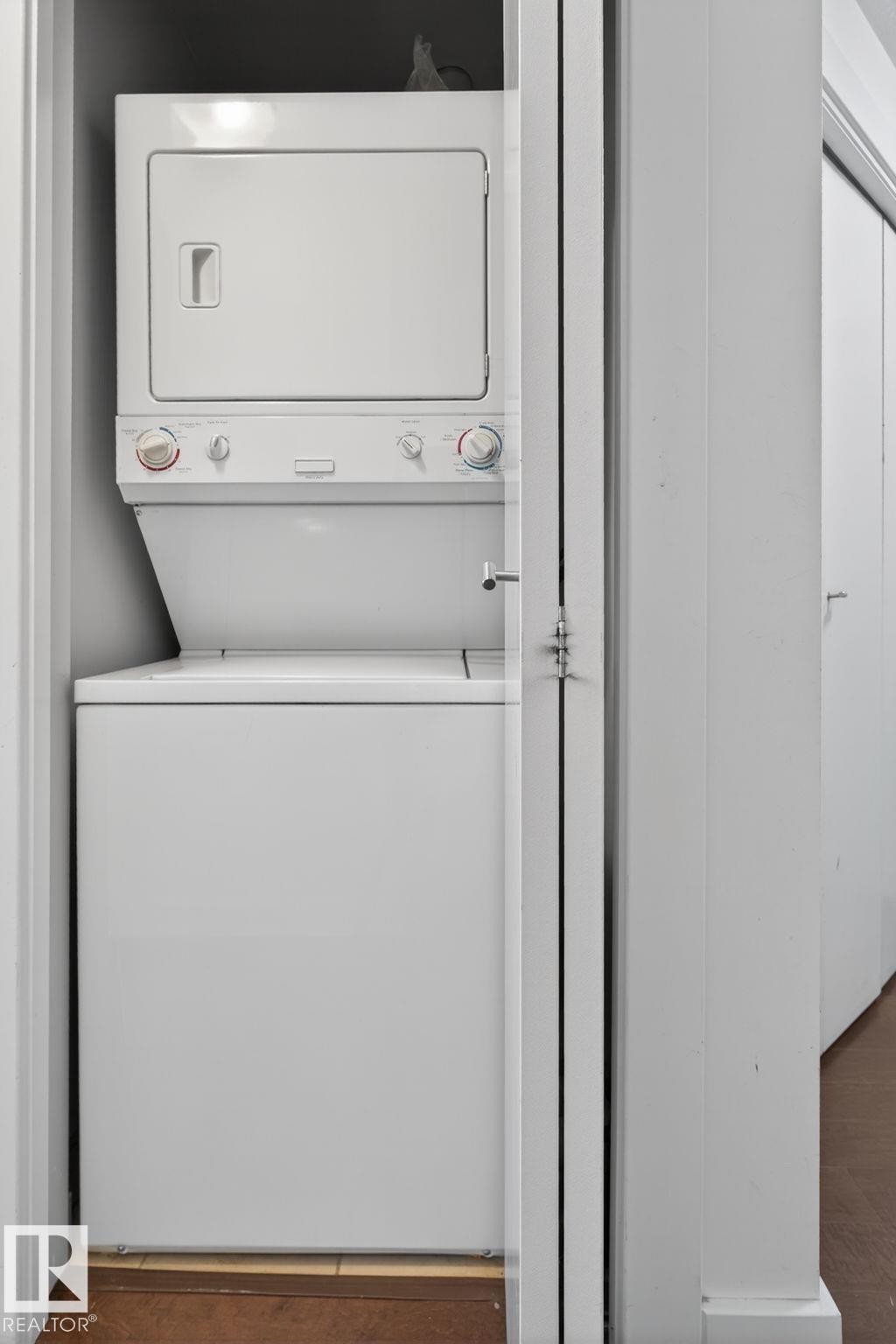 2504 10152 104 Street, Edmonton, AB - Indoor Photo Showing Laundry Room