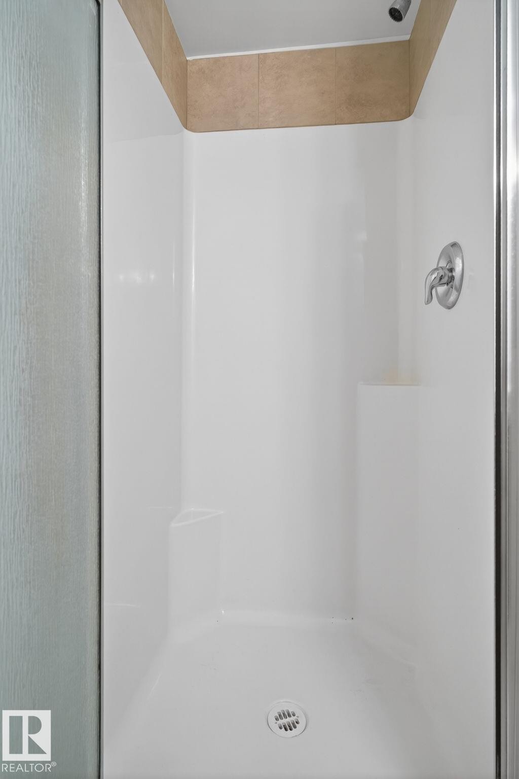2504 10152 104 Street, Edmonton, AB - Indoor Photo Showing Bathroom