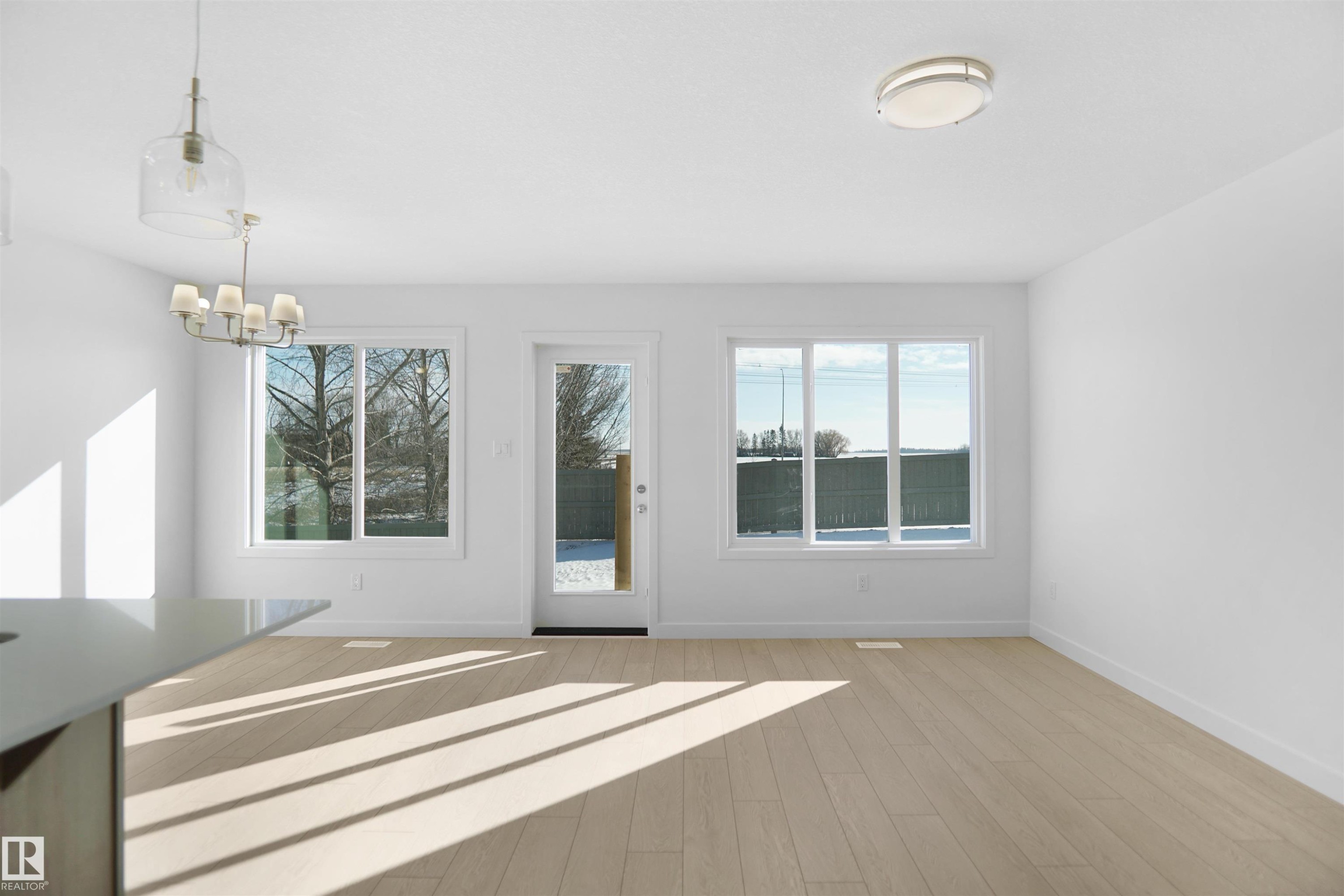 8893 Carson Way, Edmonton, AB - Indoor Photo Showing Other Room