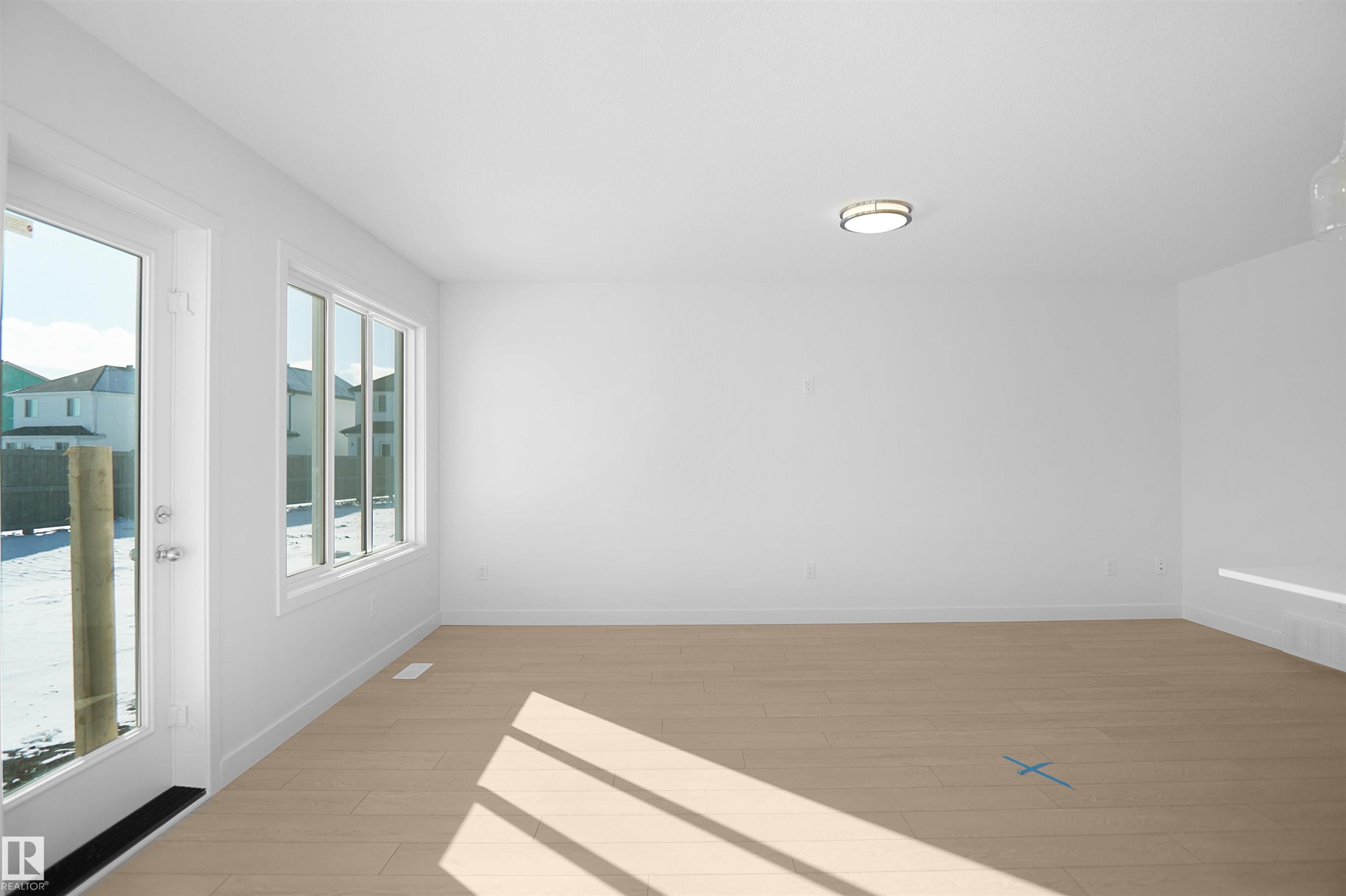 8893 Carson Way, Edmonton, AB - Indoor Photo Showing Other Room