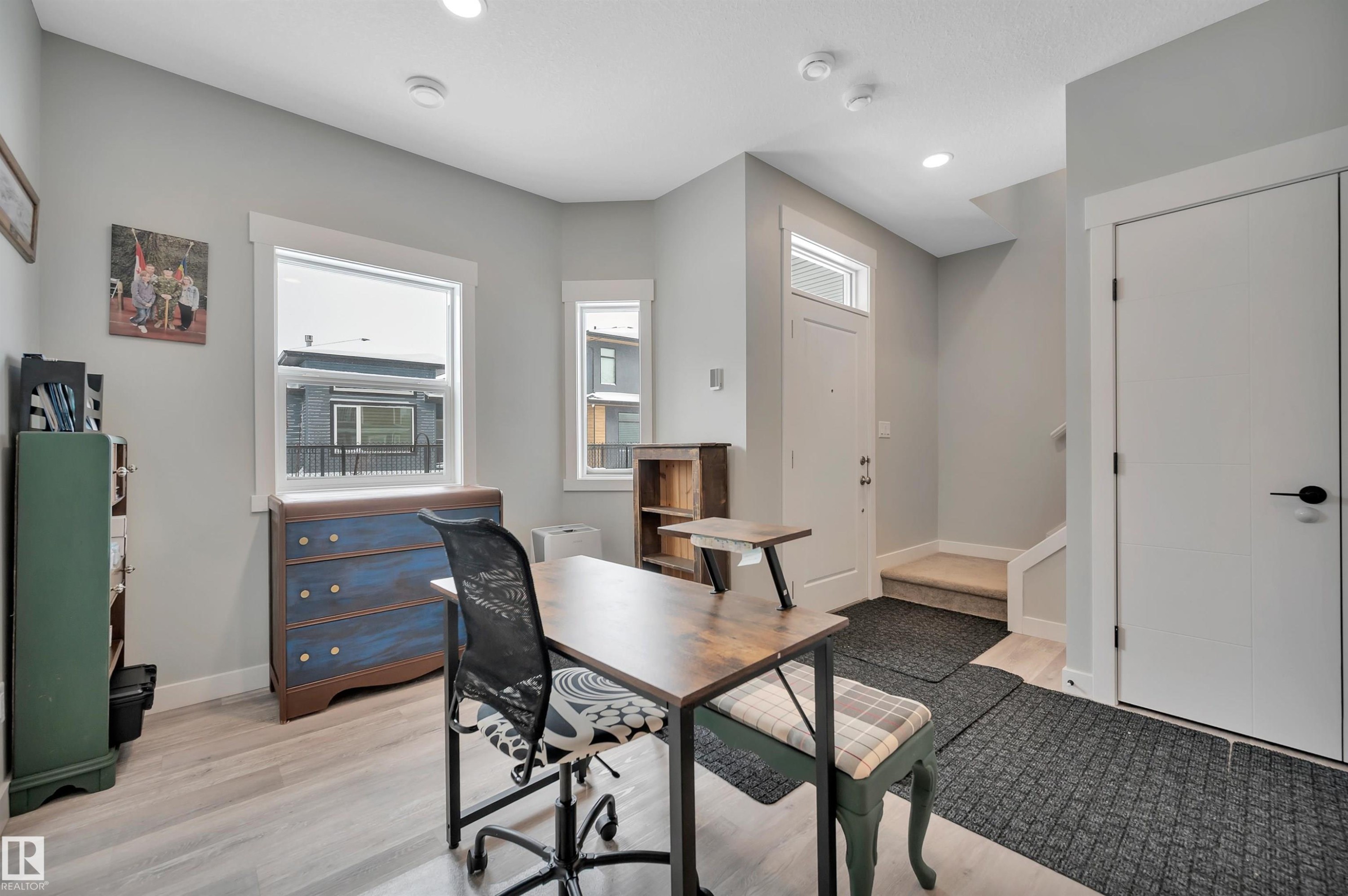 34 150 Everitt Dr, St. Albert, AB - Indoor