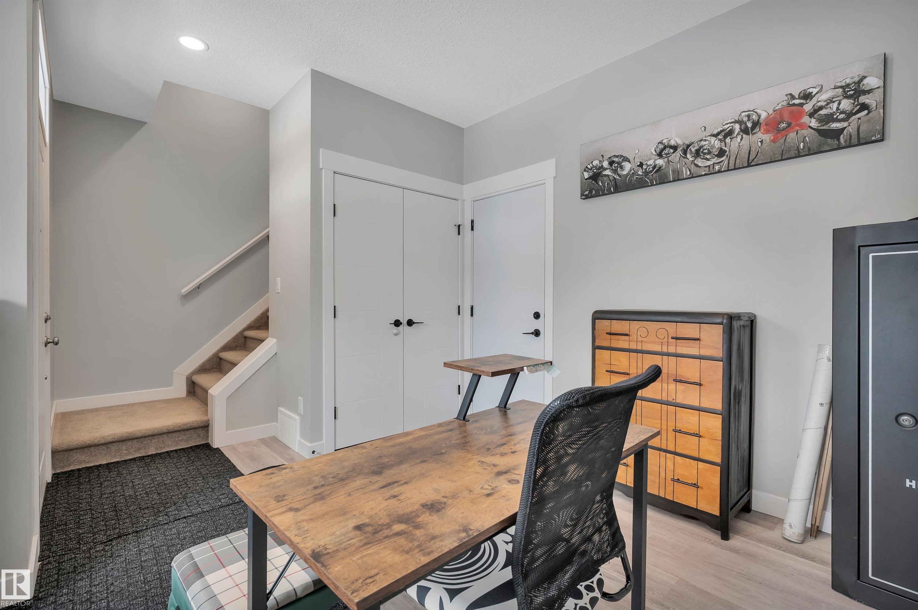 34 150 Everitt Dr, St. Albert, AB - Indoor