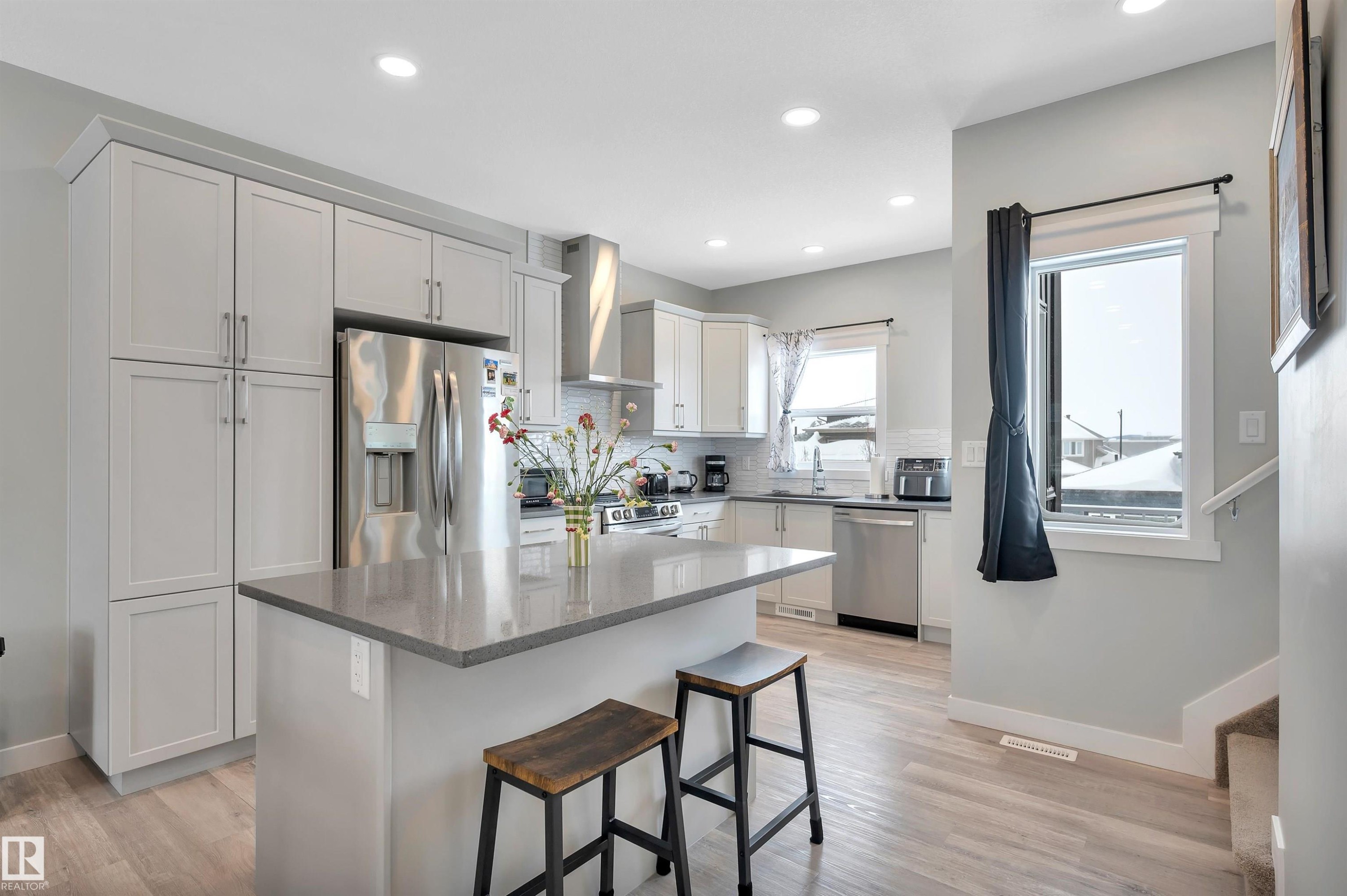 34 150 Everitt Dr, St. Albert, AB - Indoor Photo Showing Kitchen With Upgraded Kitchen