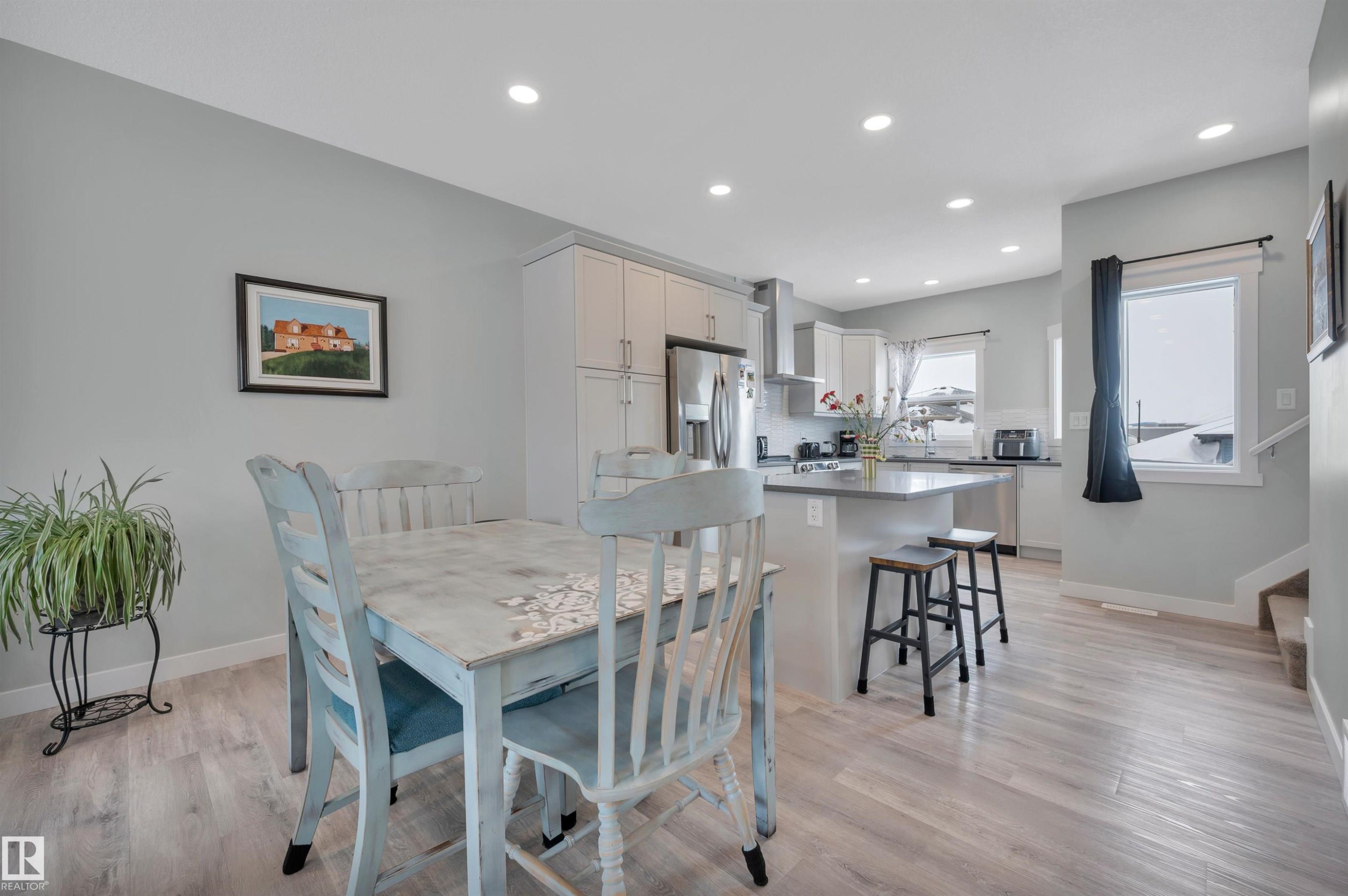 34 150 Everitt Dr, St. Albert, AB - Indoor Photo Showing Dining Room