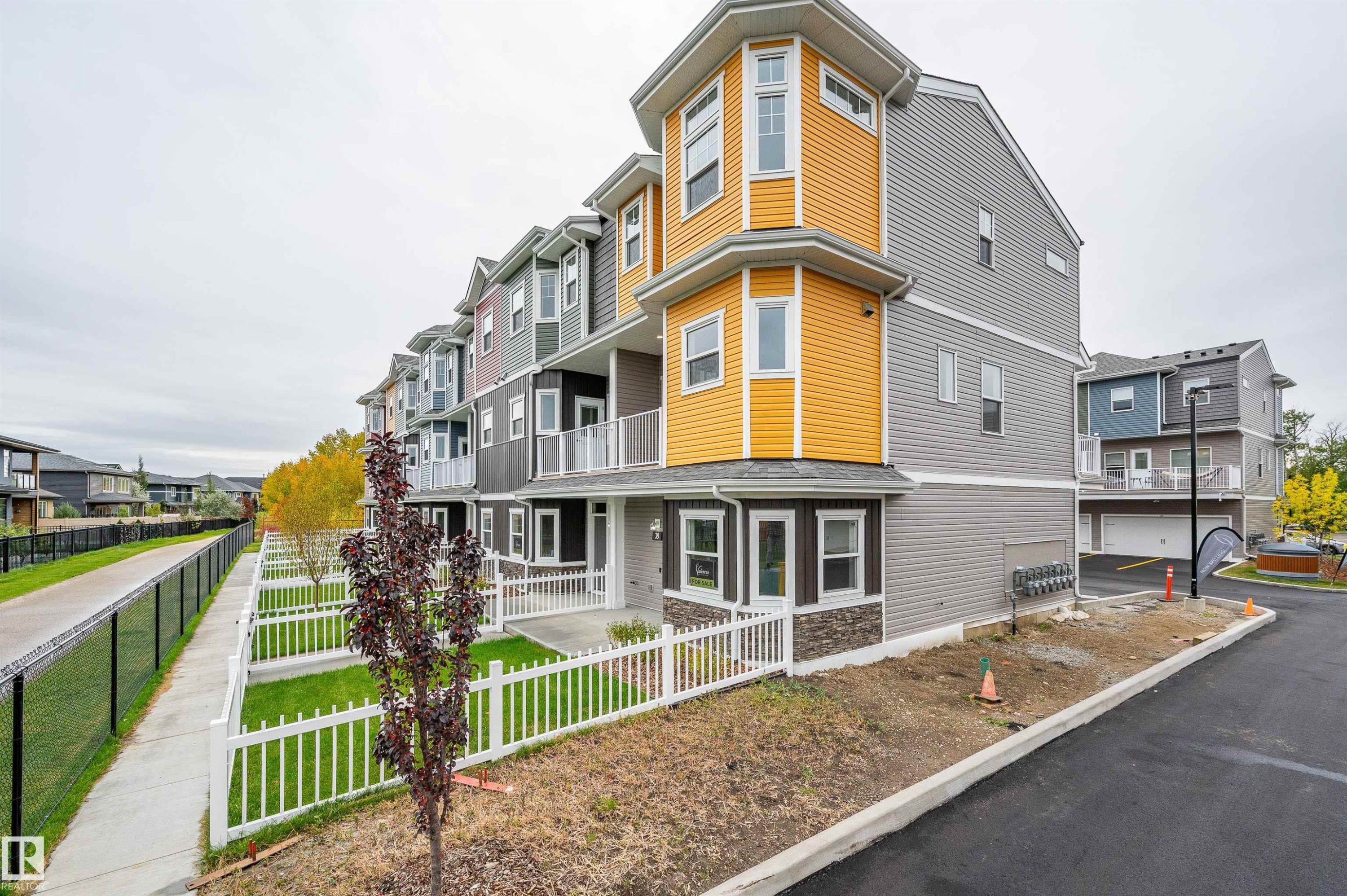 34 150 Everitt Dr, St. Albert, AB - Outdoor