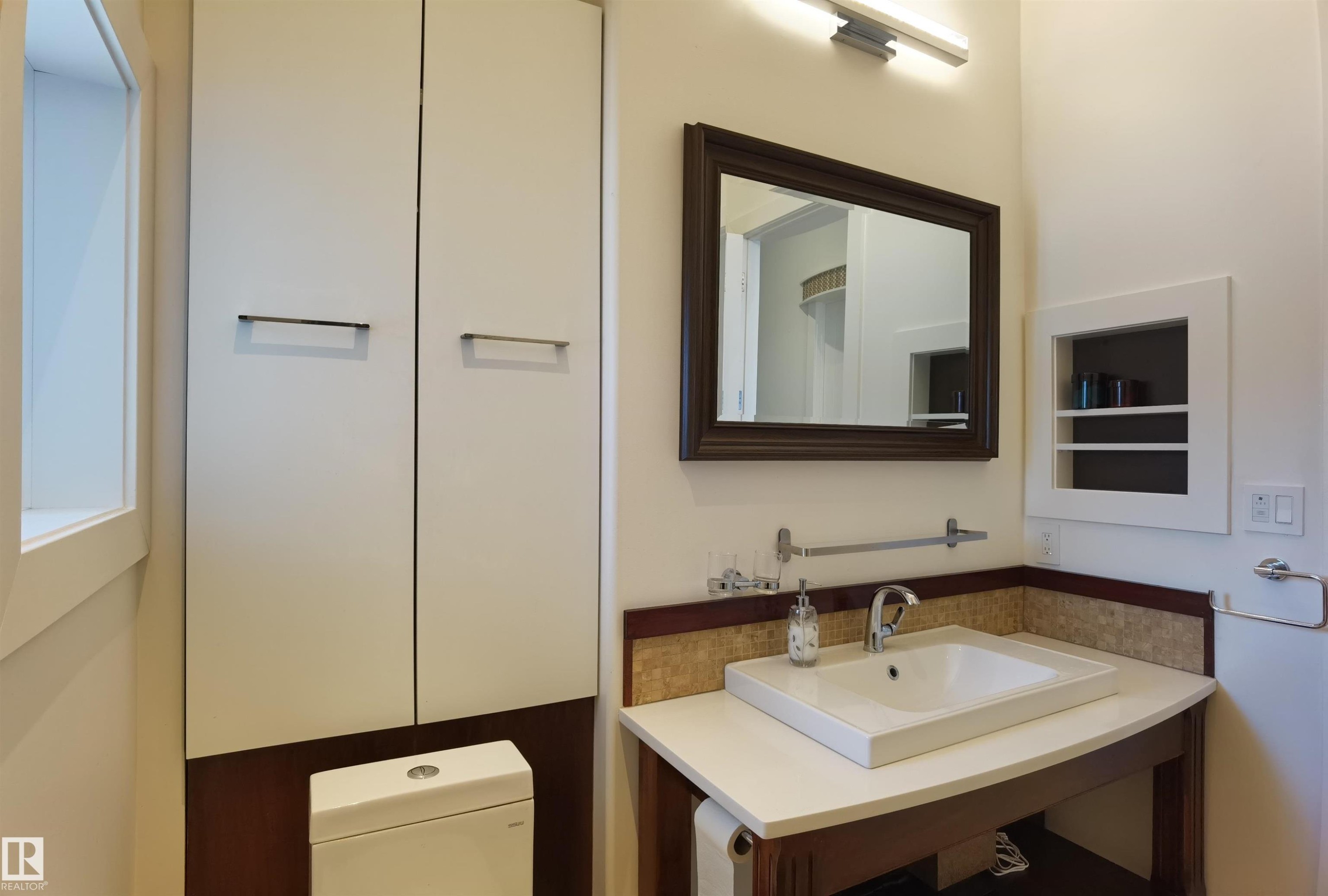 Bathroom featuring toilet and a sink - 169 Callaghan Drive, Edmonton, AB - Indoor Photo Showing Bathroom