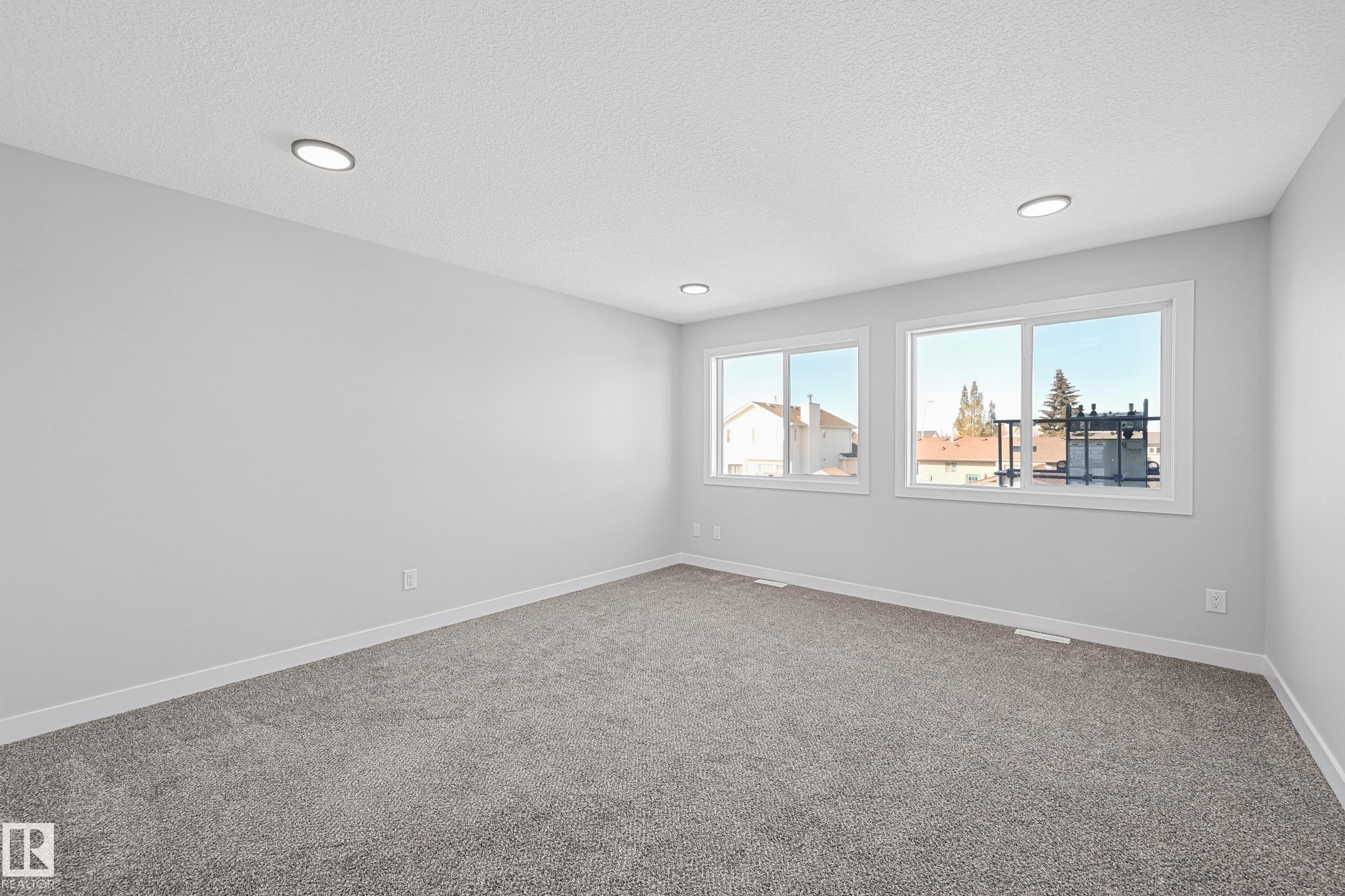 76 Maple Crescent, Gibbons, AB - Indoor Photo Showing Other Room