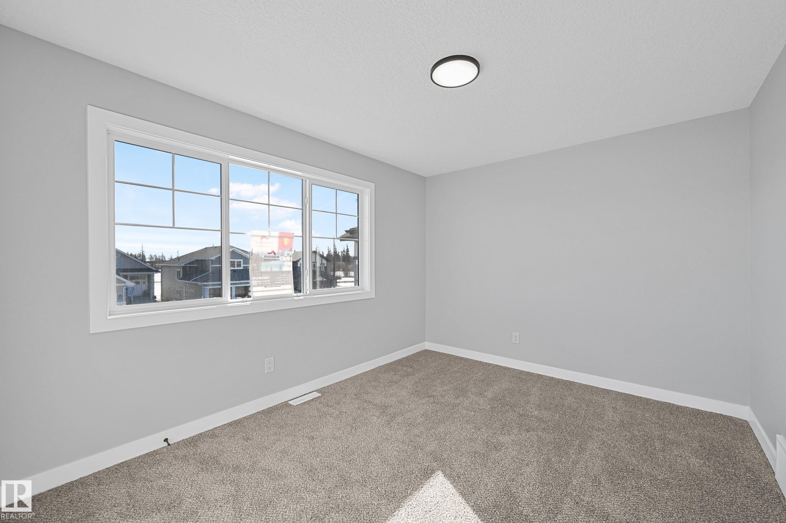 76 Maple Crescent, Gibbons, AB - Indoor Photo Showing Other Room