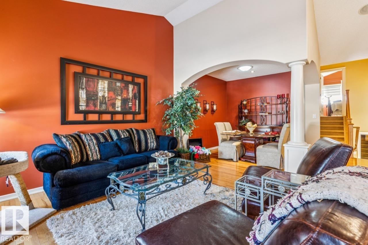 Formal Dining - 38 3003 34 Avenue, Edmonton, AB - Indoor Photo Showing Living Room