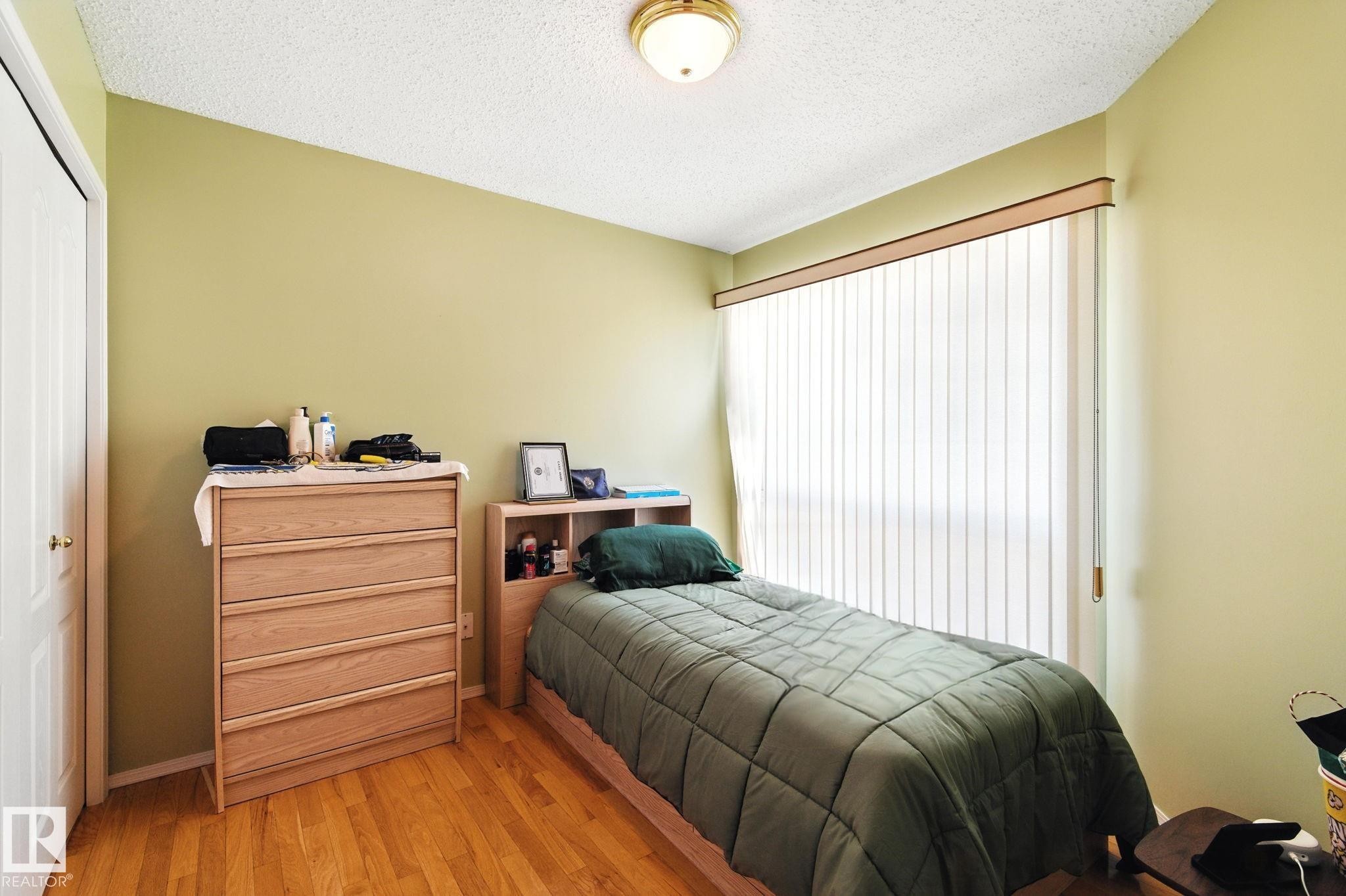 2 14428 Miller Blvd Nw, Edmonton, AB - Indoor Photo Showing Bedroom