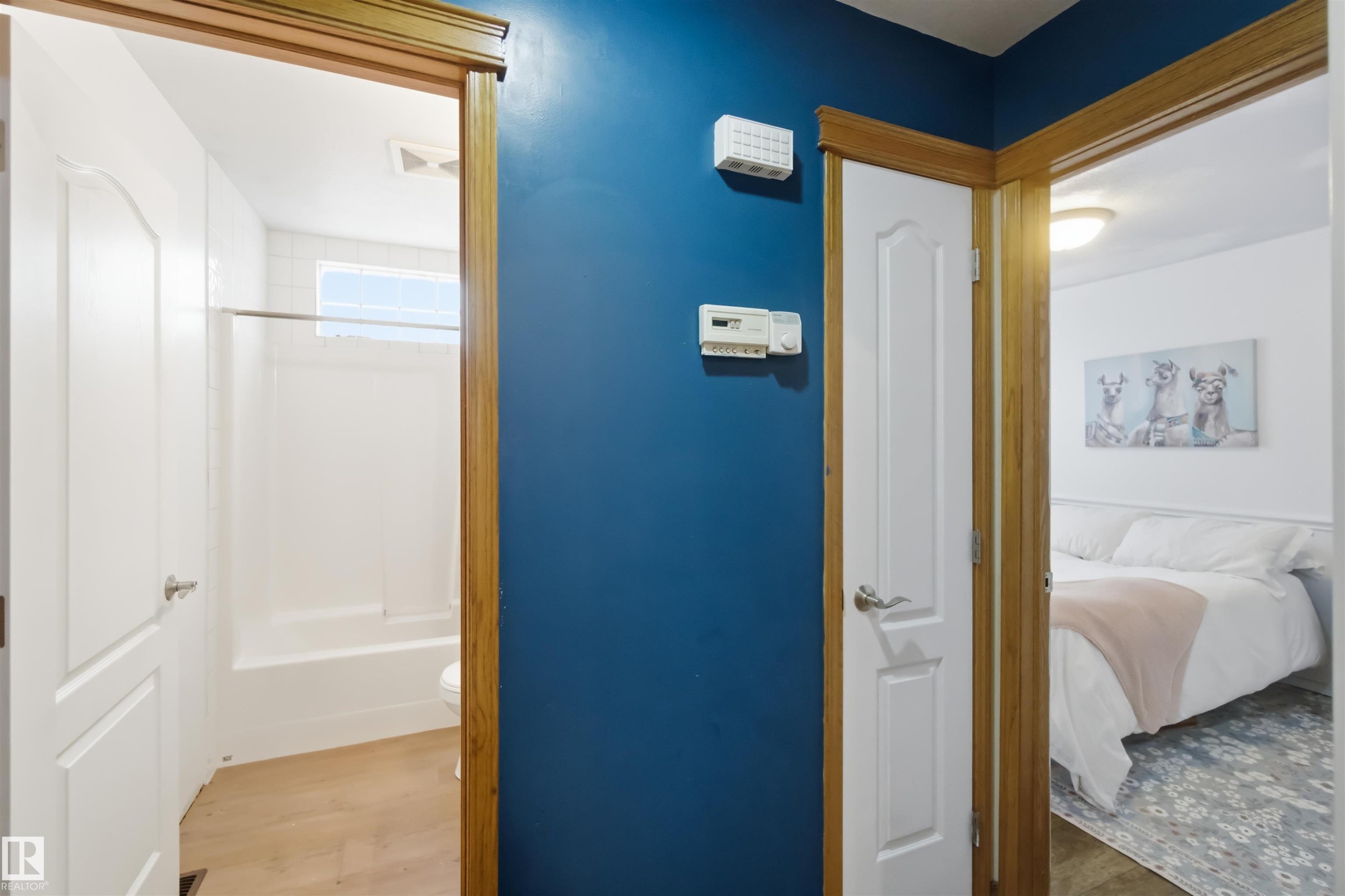 1304 Oakland Crescent, Devon, AB - Indoor