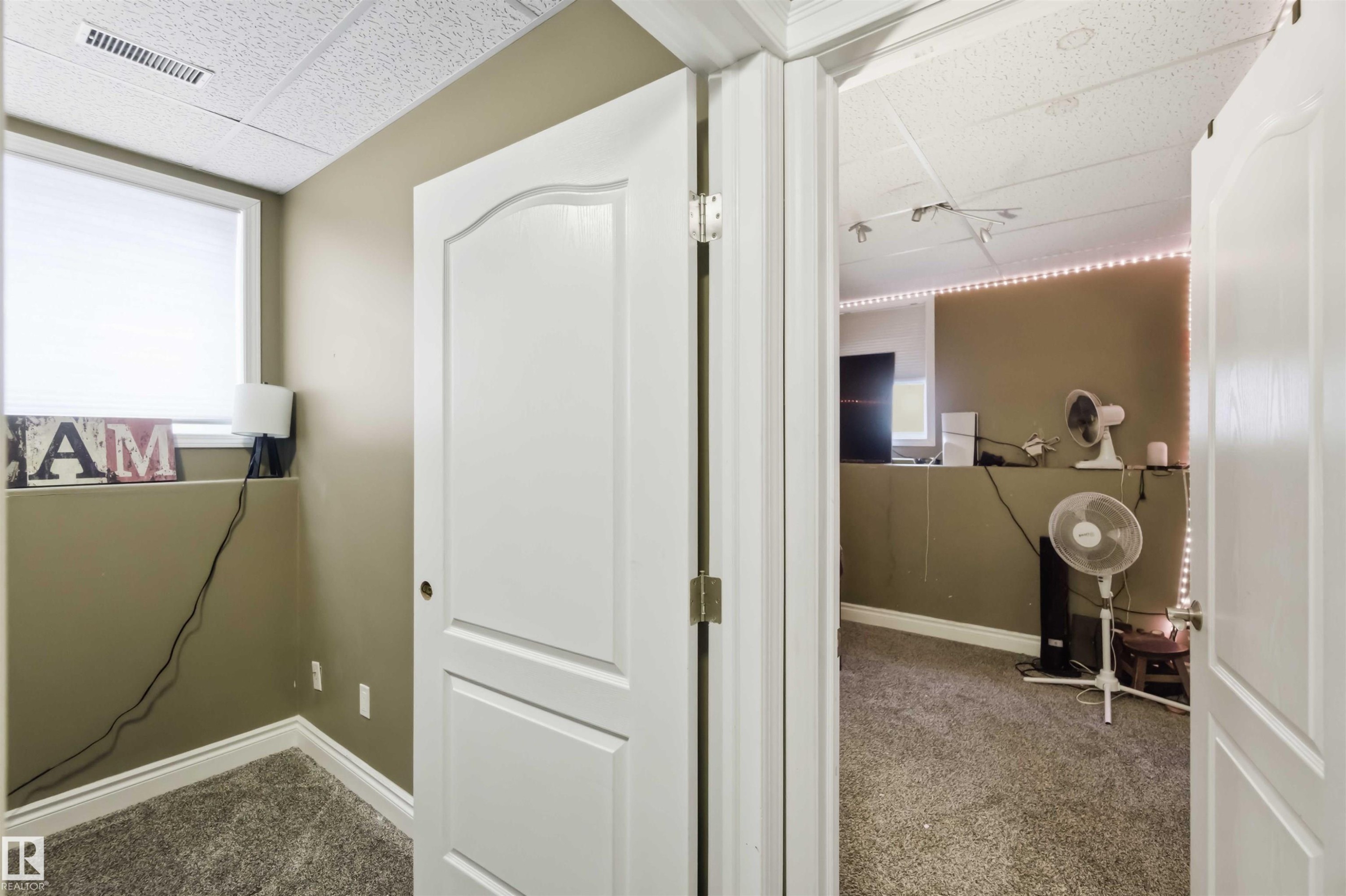 1304 Oakland Crescent, Devon, AB - Indoor Photo Showing Other Room