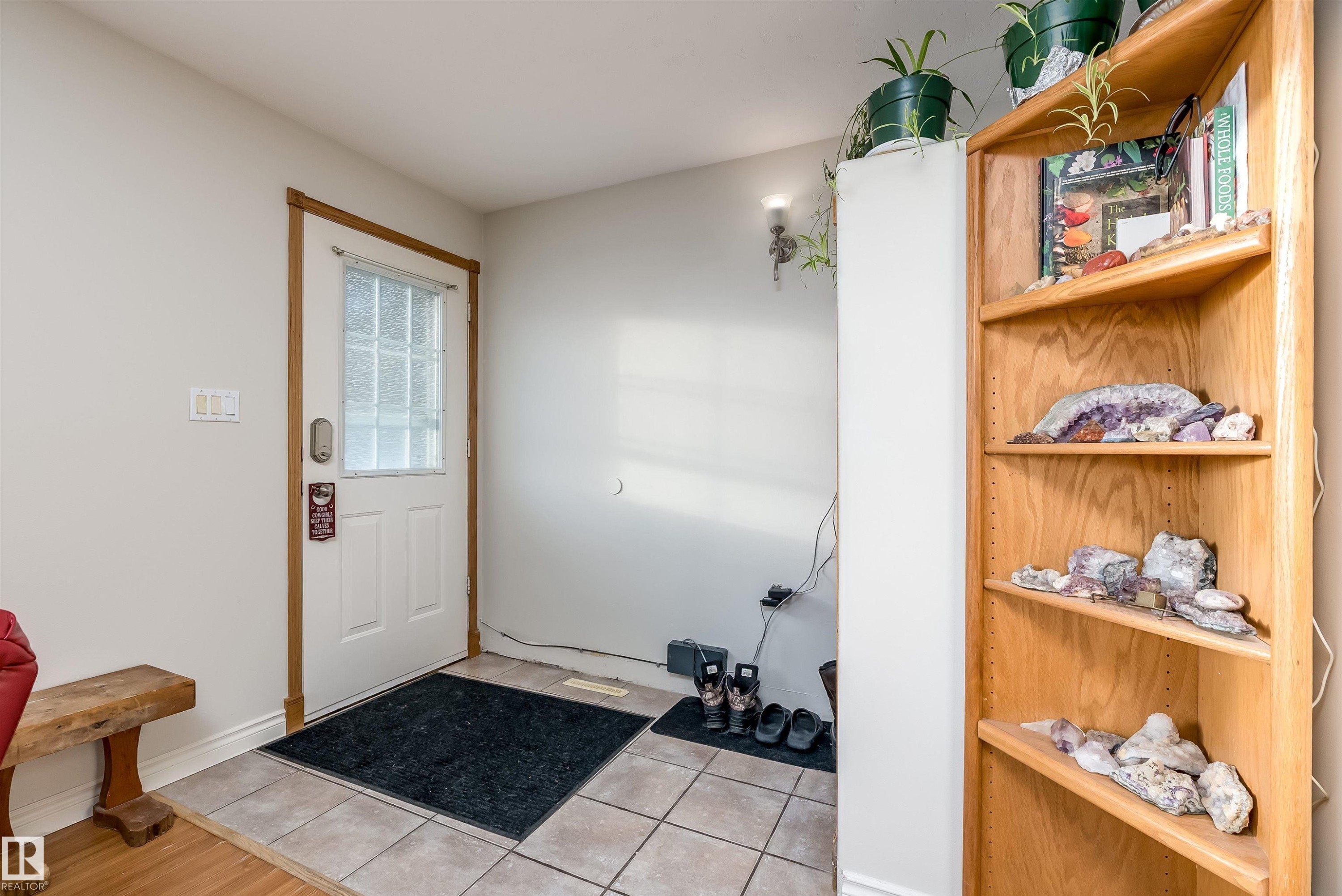5132 49 Avenue, Onoway, AB - Indoor Photo Showing Other Room