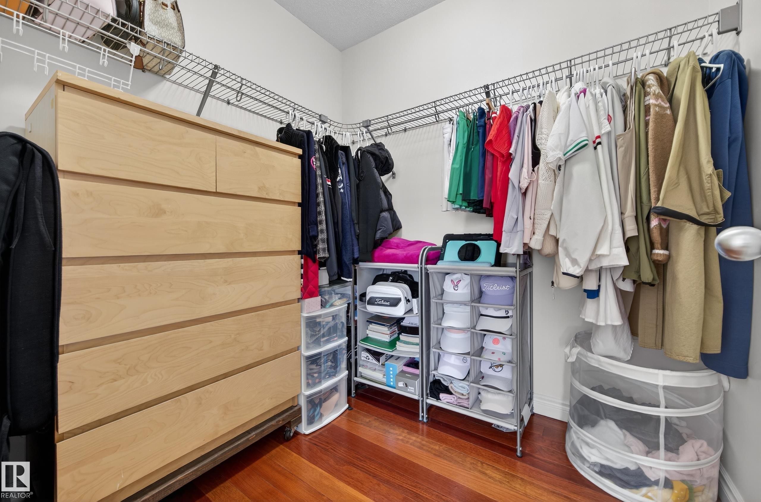 7507 Speaker Way, Edmonton, AB - Indoor With Storage