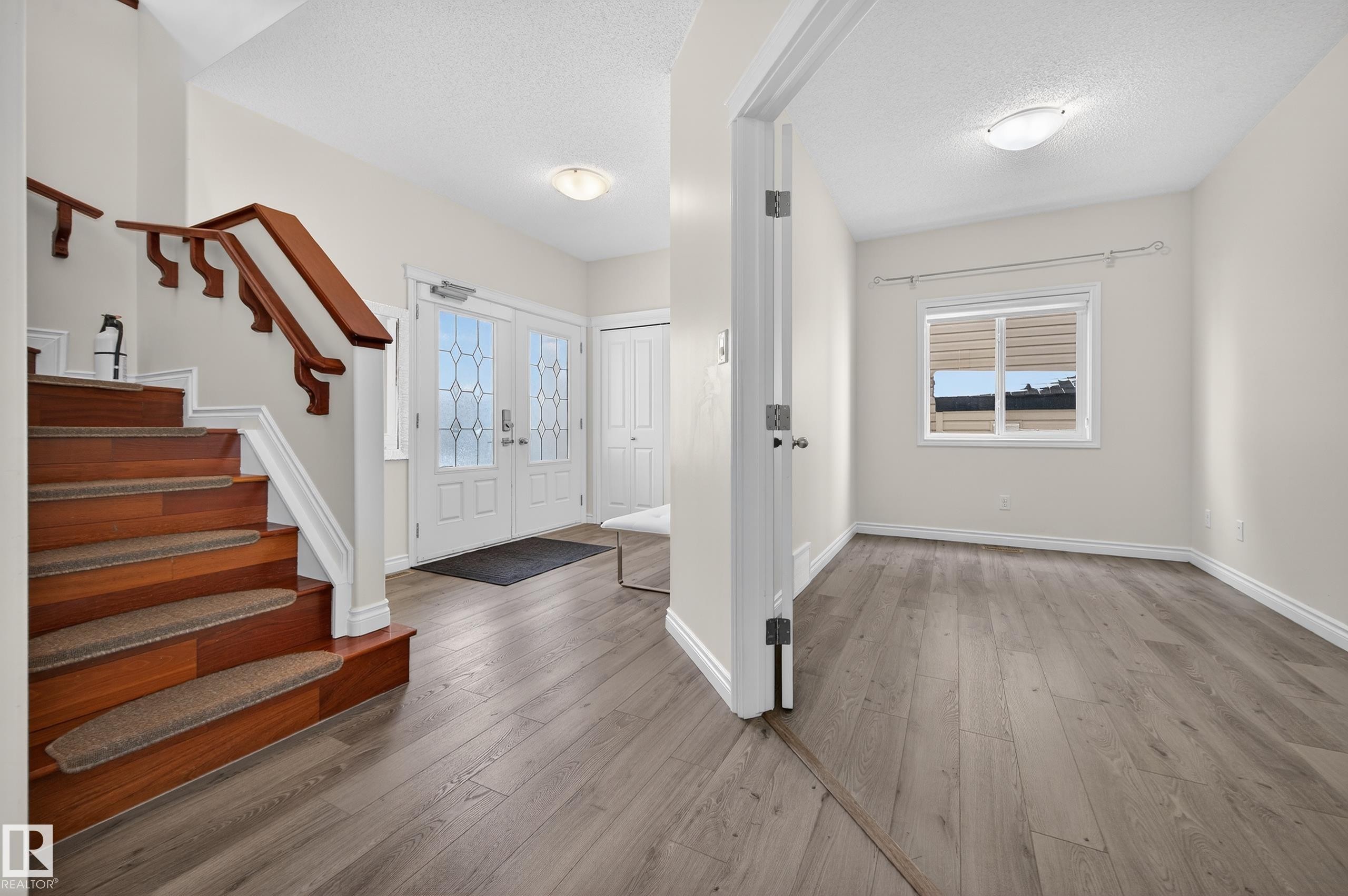 7507 Speaker Way, Edmonton, AB - Indoor Photo Showing Other Room