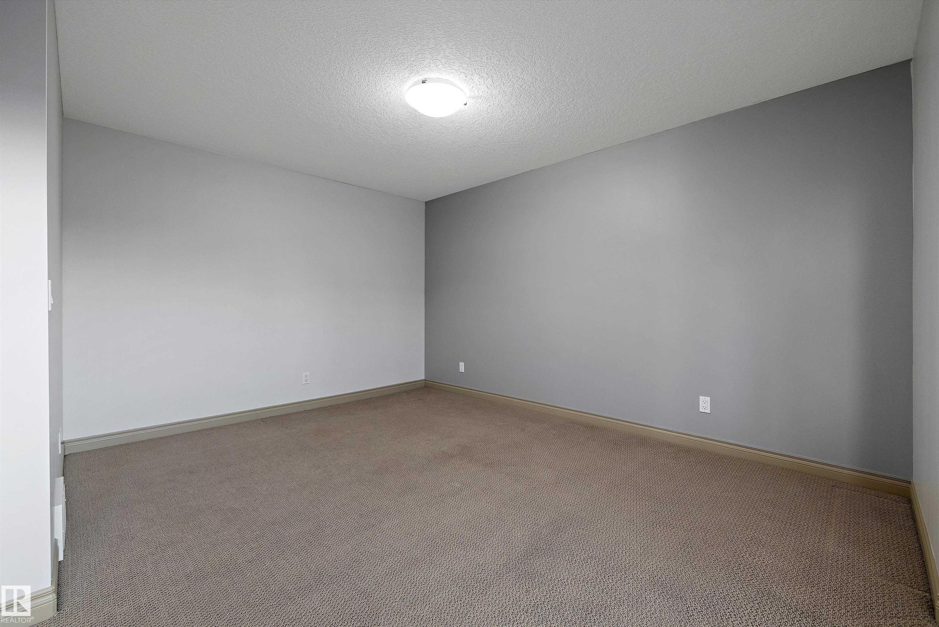 17 903 Rutherford Road, Edmonton, AB - Indoor Photo Showing Other Room