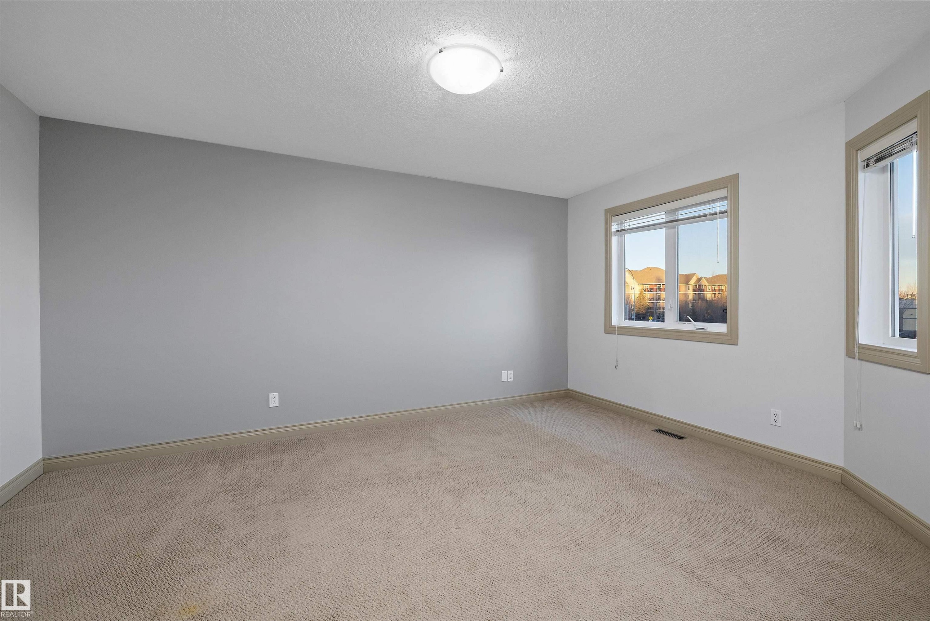 17 903 Rutherford Road, Edmonton, AB - Indoor Photo Showing Other Room