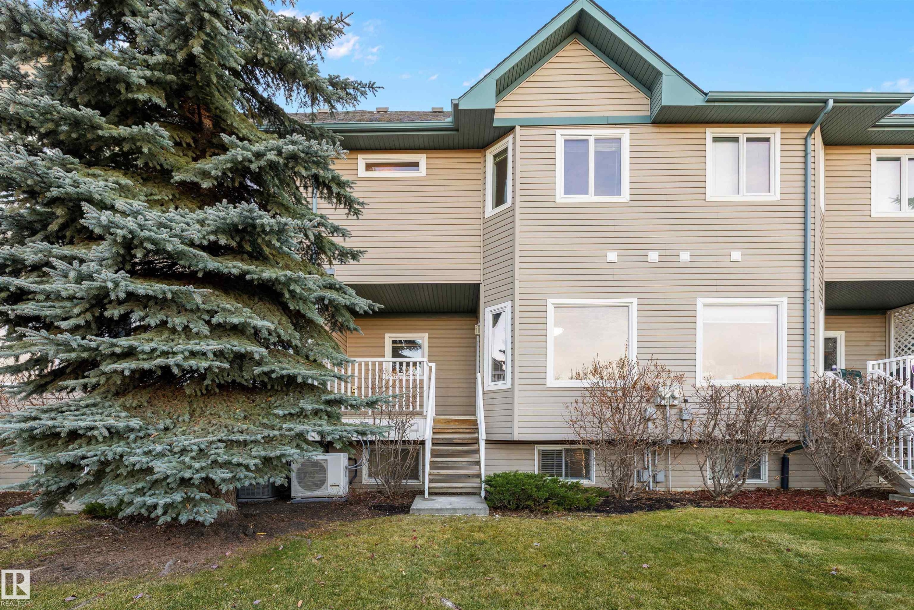 17 903 Rutherford Road, Edmonton, AB - Outdoor