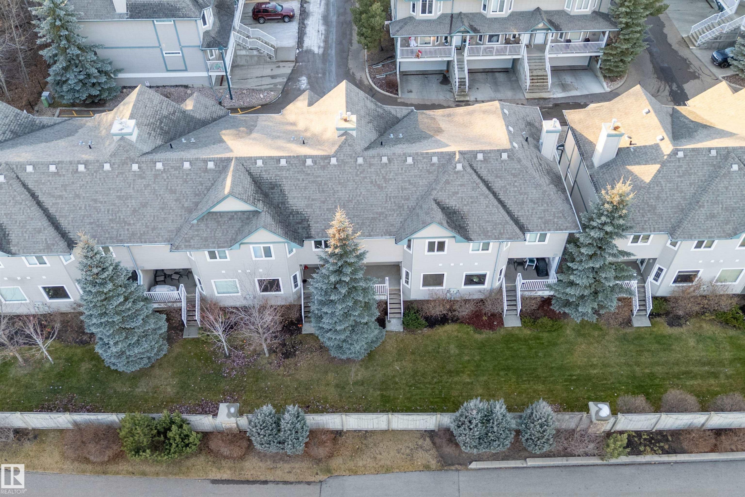 17 903 Rutherford Road, Edmonton, AB - Outdoor