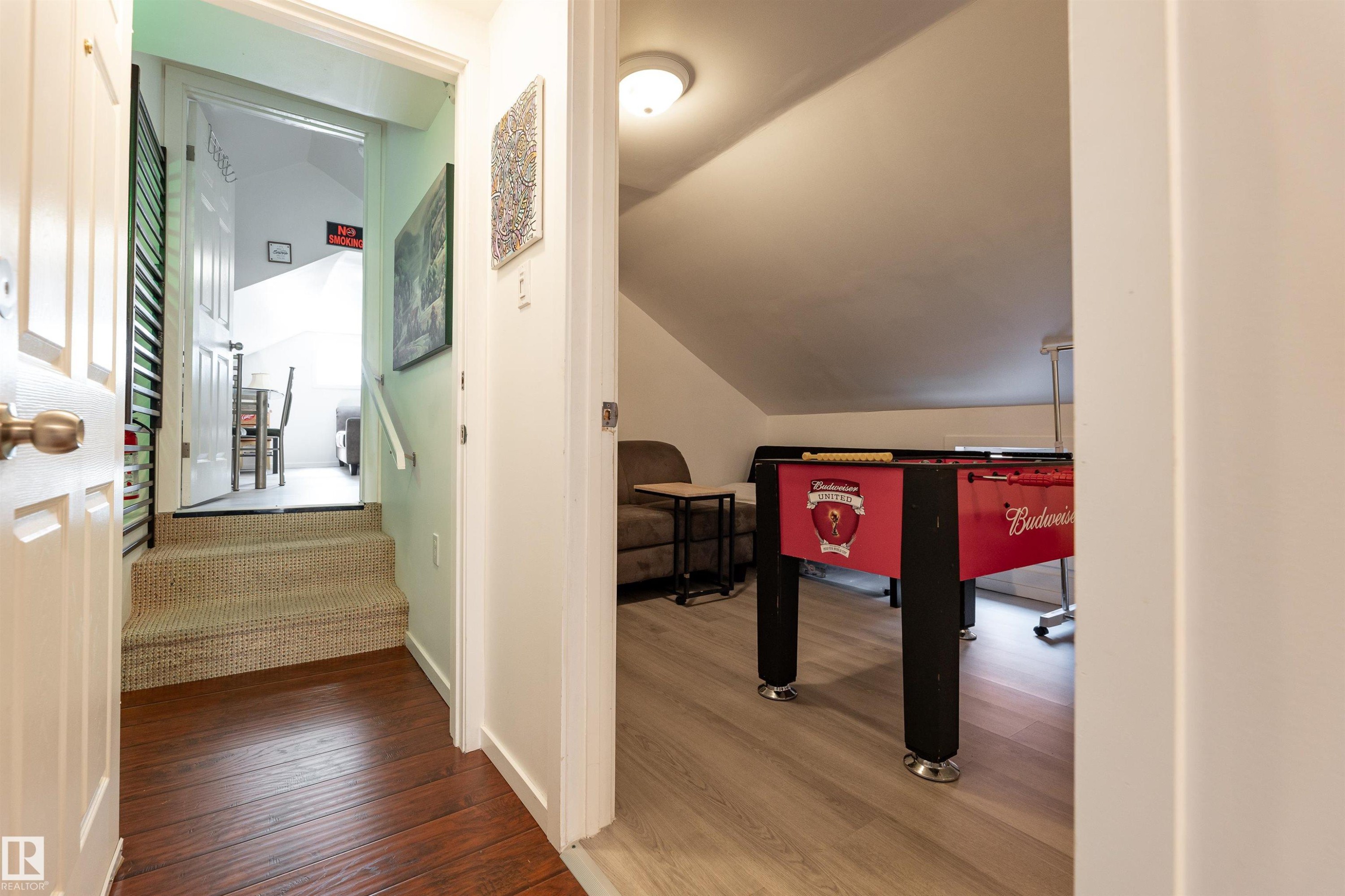 12742 Fort Road, Edmonton, AB - Indoor Photo Showing Other Room