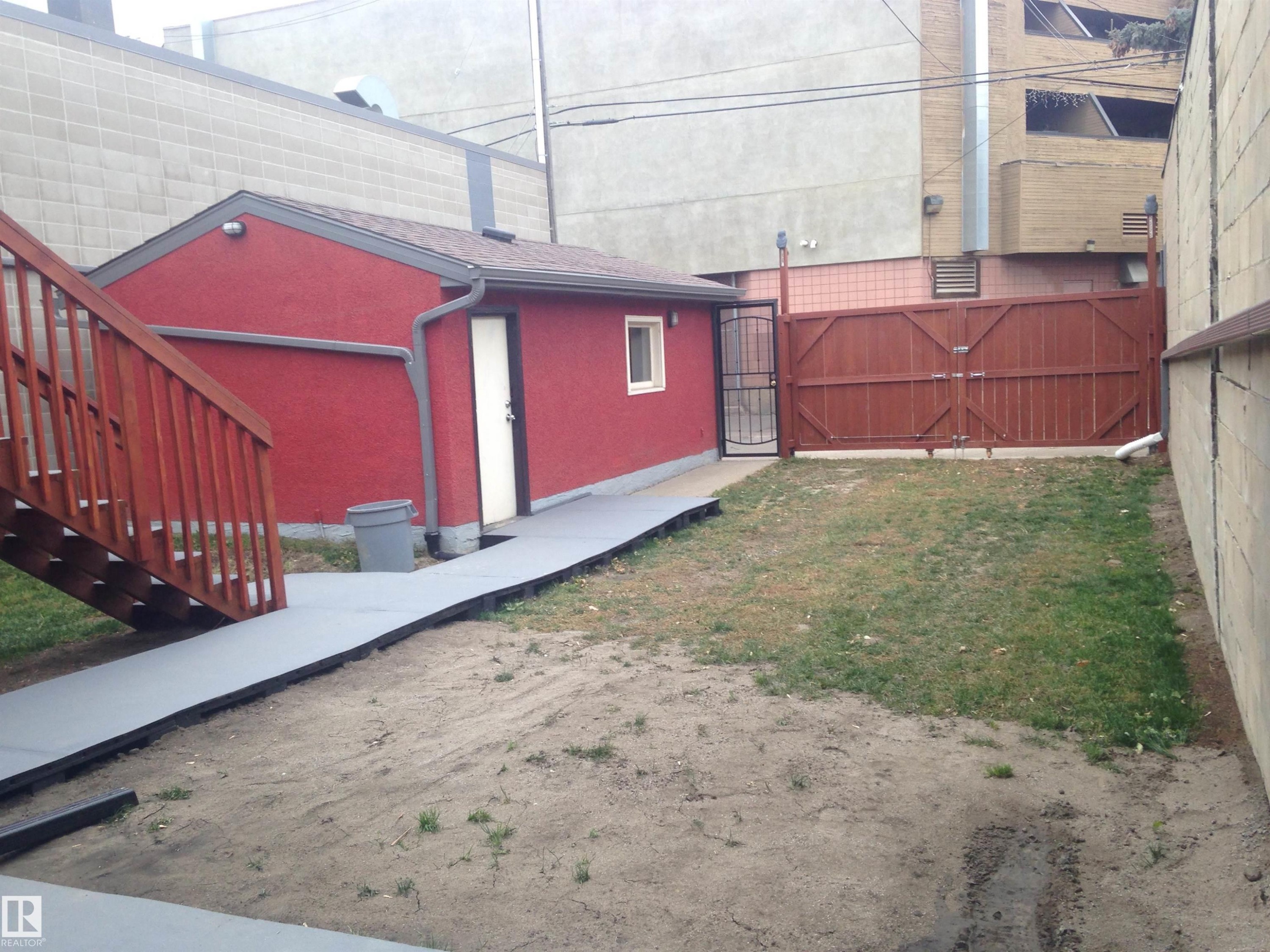 12742 Fort Road, Edmonton, AB - Outdoor With Exterior