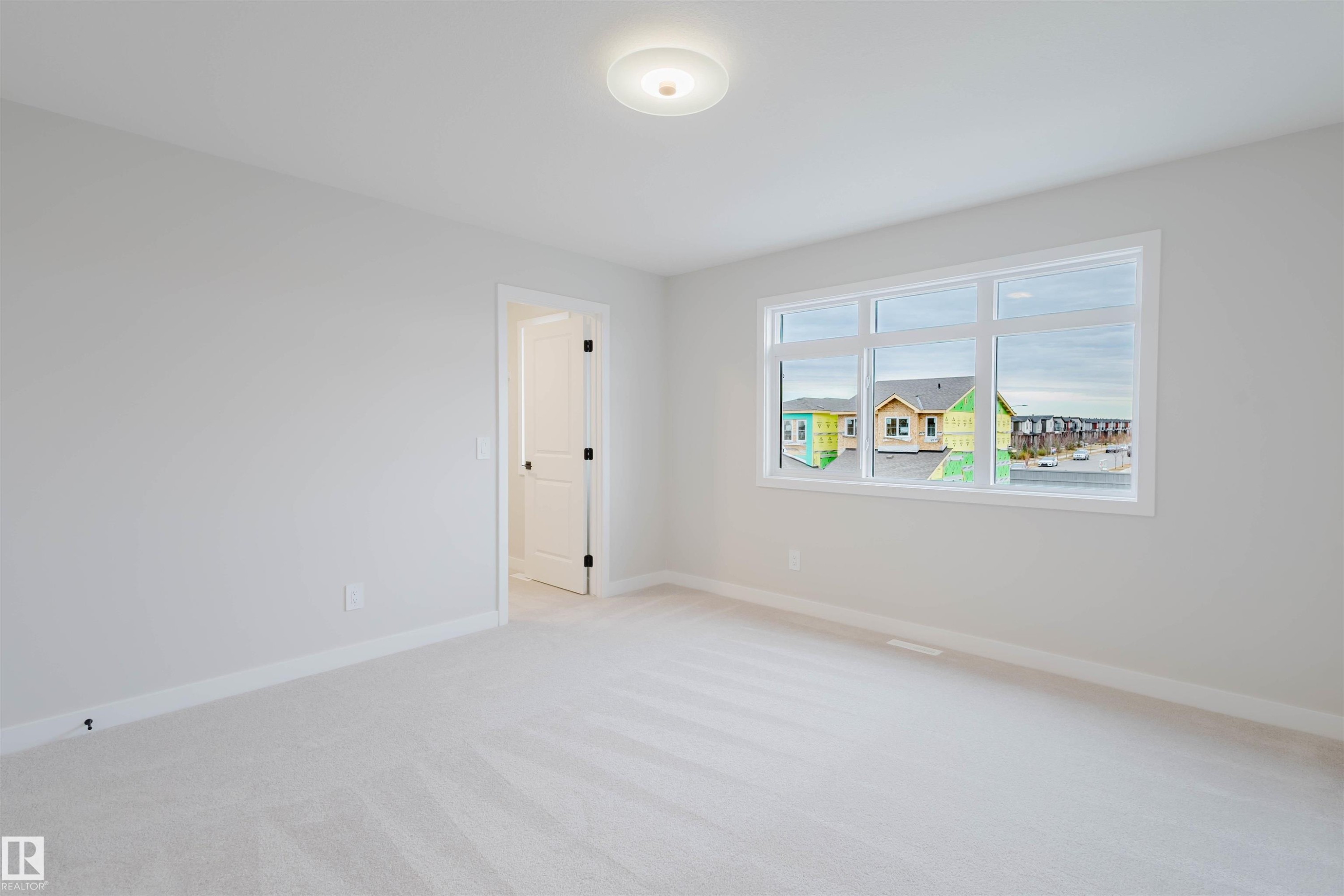 8292 Kiriak Loop, Edmonton, AB - Indoor Photo Showing Other Room
