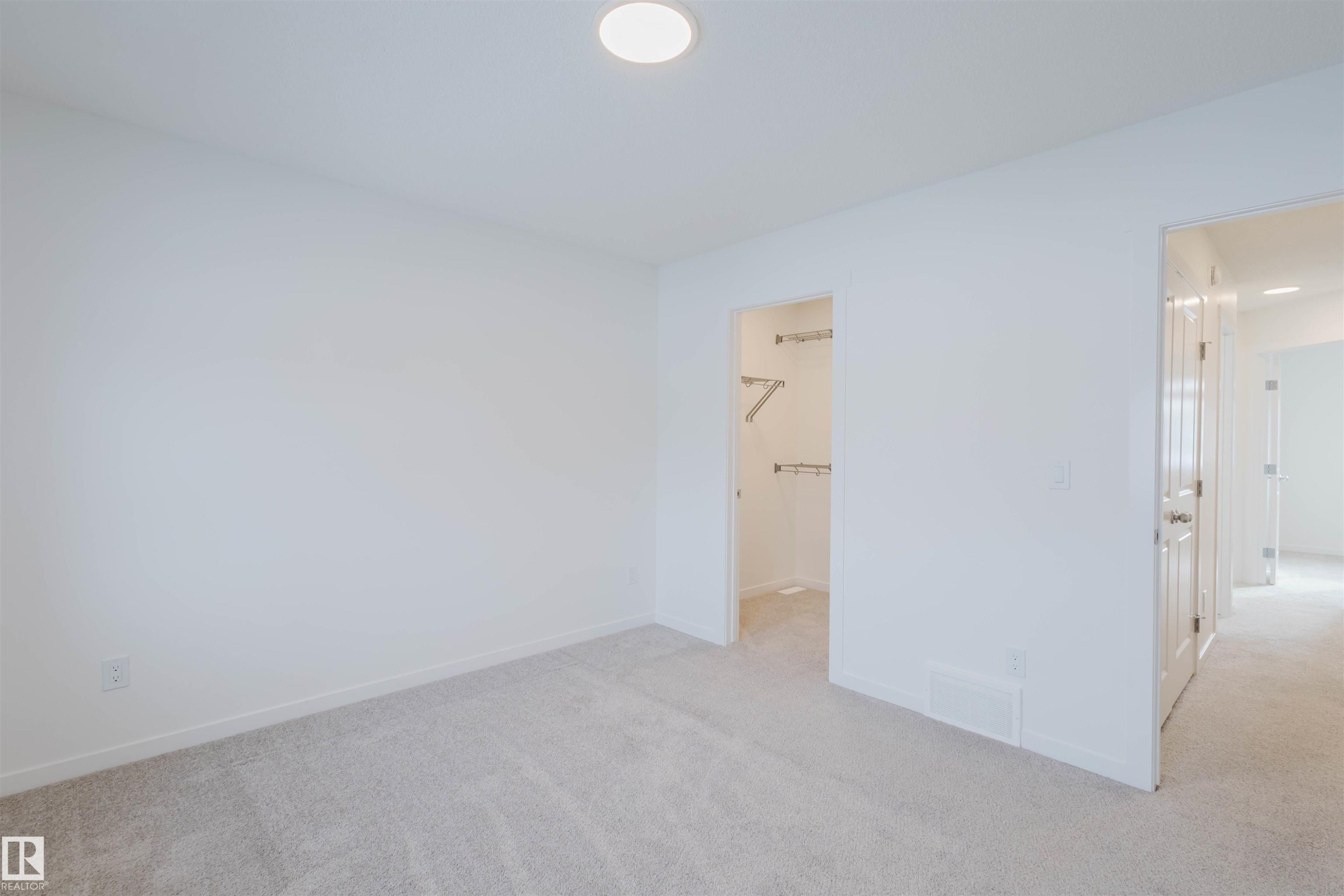 2 1237 Keswick Drive, Edmonton, AB - Indoor Photo Showing Other Room
