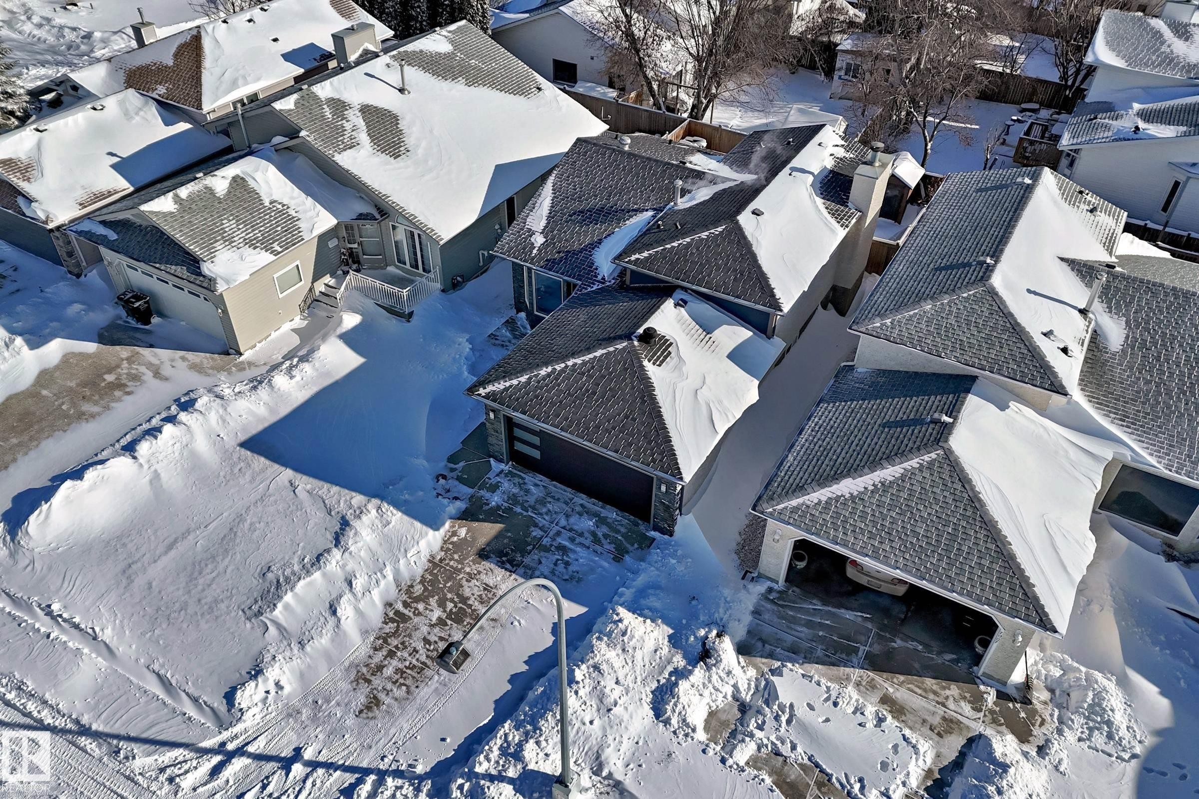 View of snowy aerial view - 7011 190B Street, Edmonton, AB - Outdoor