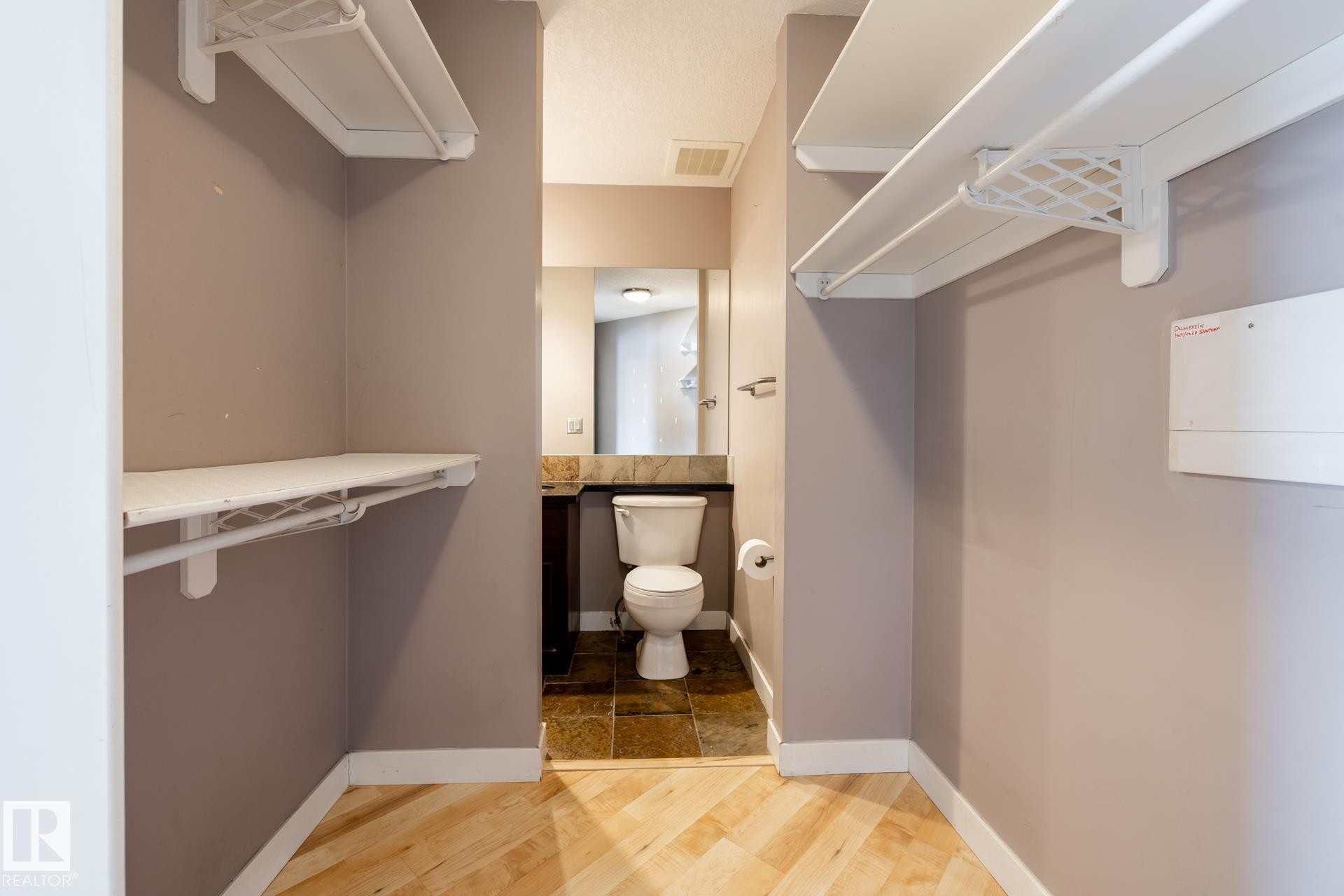 304 9336 Jasper Avenue, Edmonton, AB - Indoor Photo Showing Bathroom