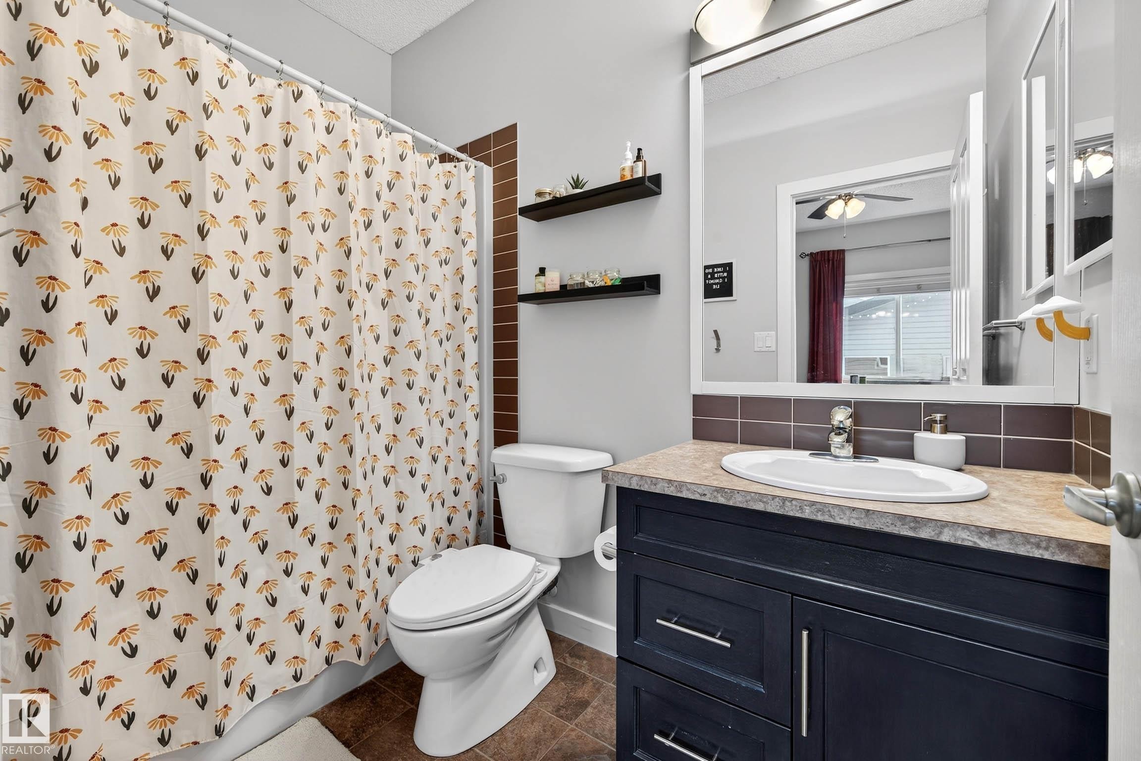 285 Mcconachie Drive, Edmonton, AB - Indoor Photo Showing Bathroom