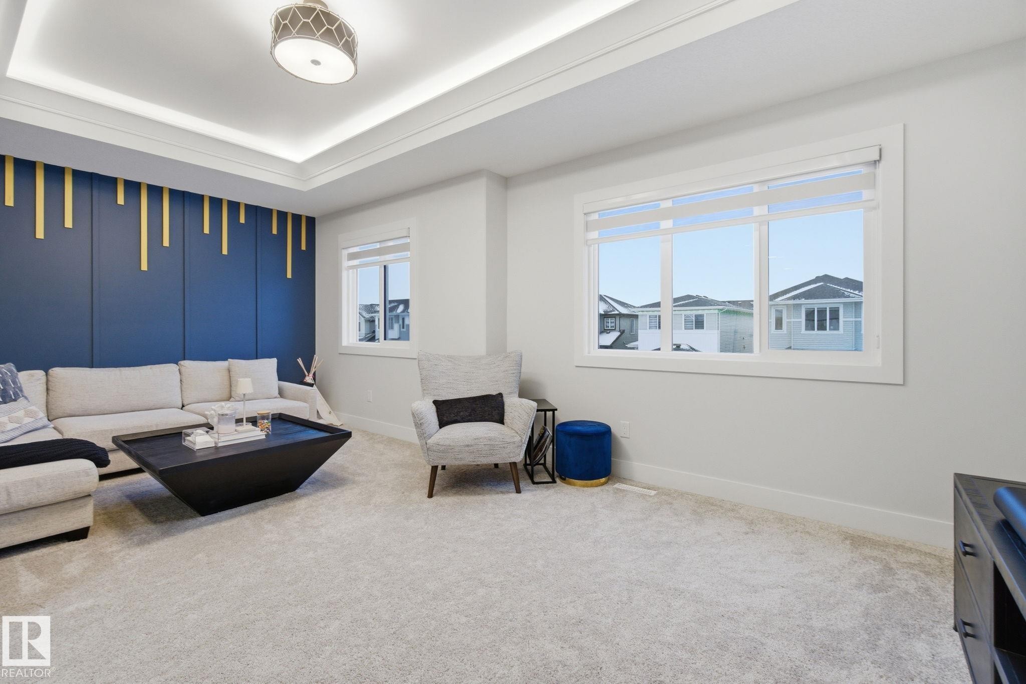 9831 223 Street, Edmonton, AB - Indoor