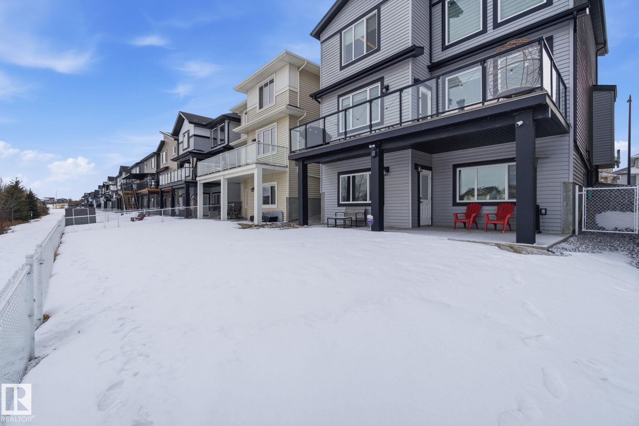 9831 223 Street, Edmonton, AB - Outdoor