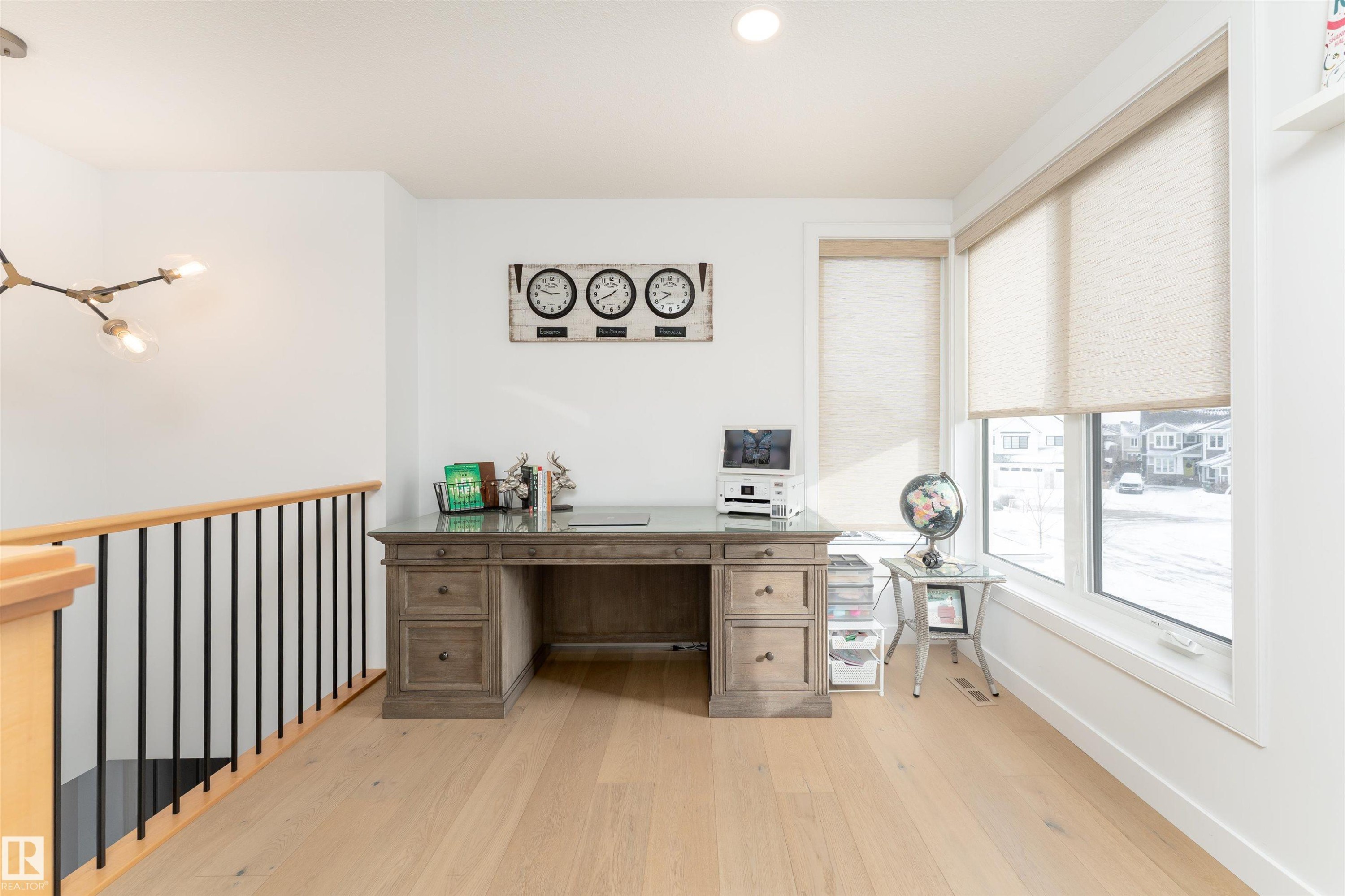 39 Jacobs Close, St. Albert, AB - Indoor Photo Showing Office