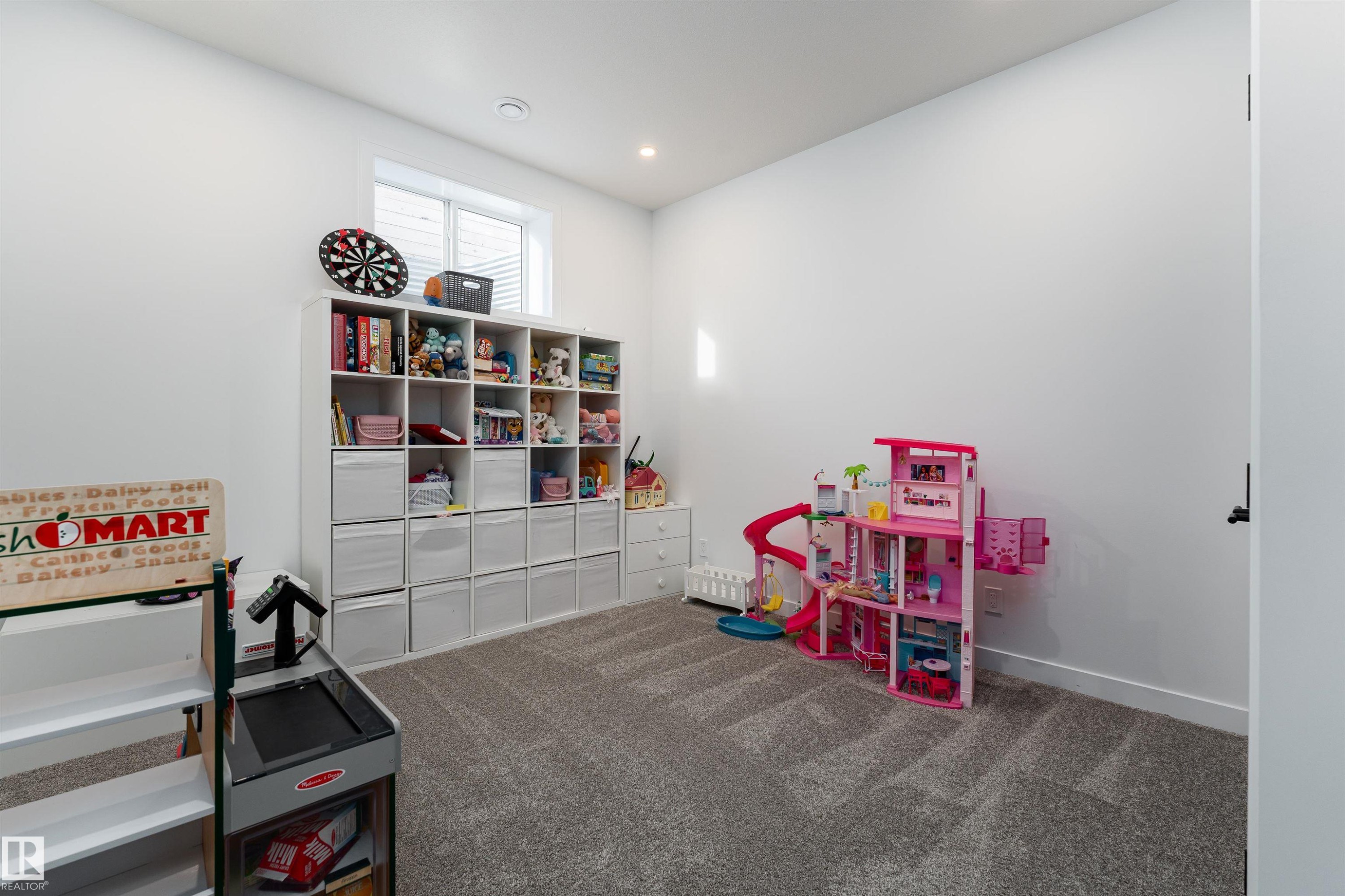 39 Jacobs Close, St. Albert, AB - Indoor Photo Showing Other Room