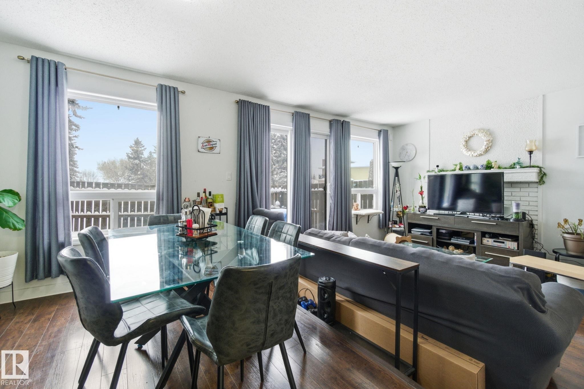 614 Saddleback Road, Edmonton, AB - Indoor Photo Showing Other Room