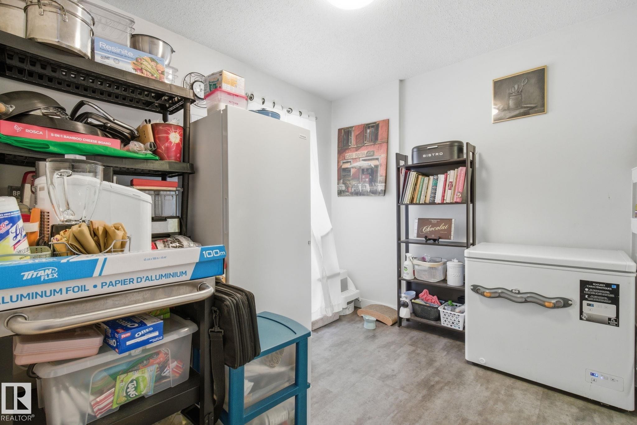 614 Saddleback Road, Edmonton, AB - Indoor