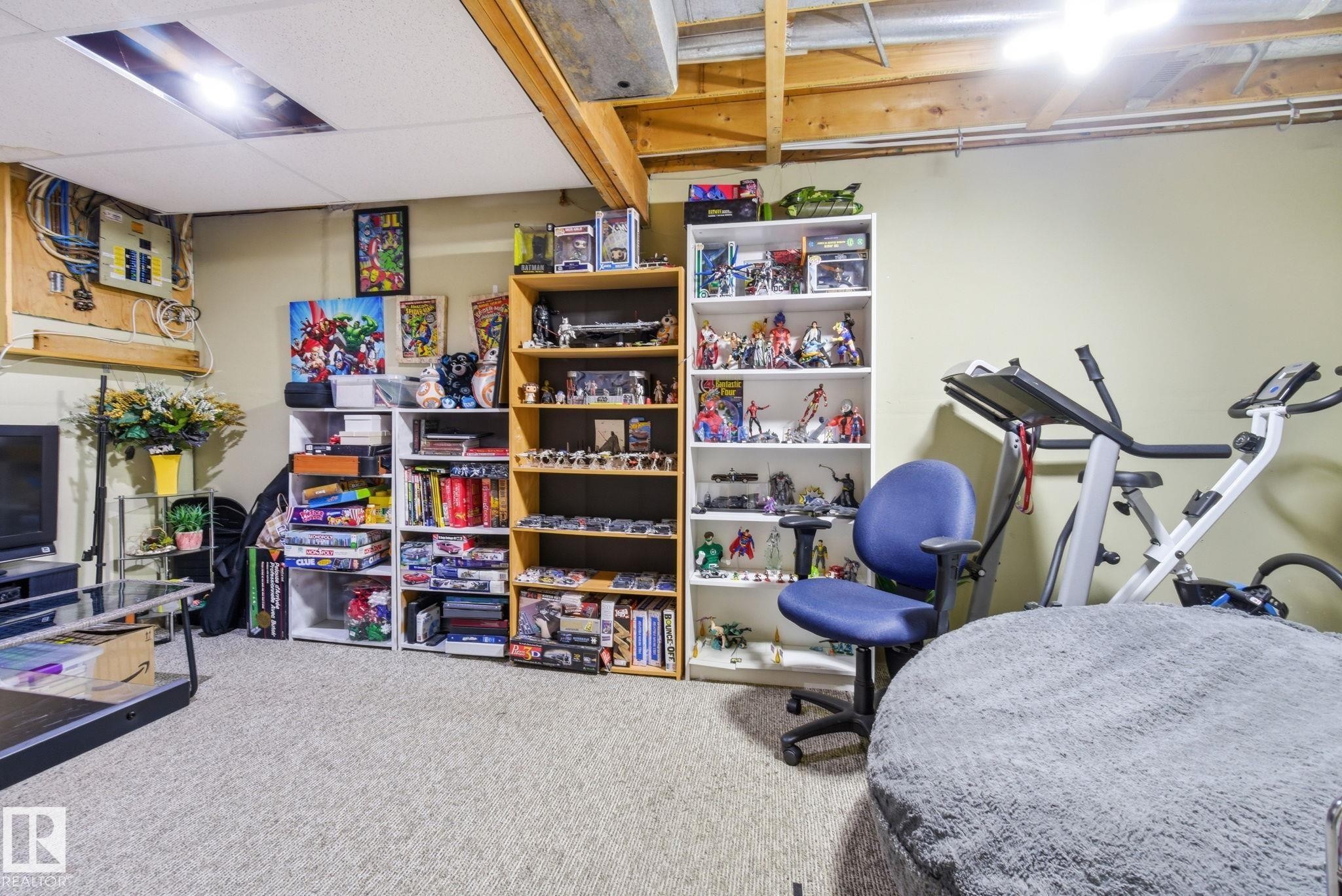 614 Saddleback Road, Edmonton, AB - Indoor