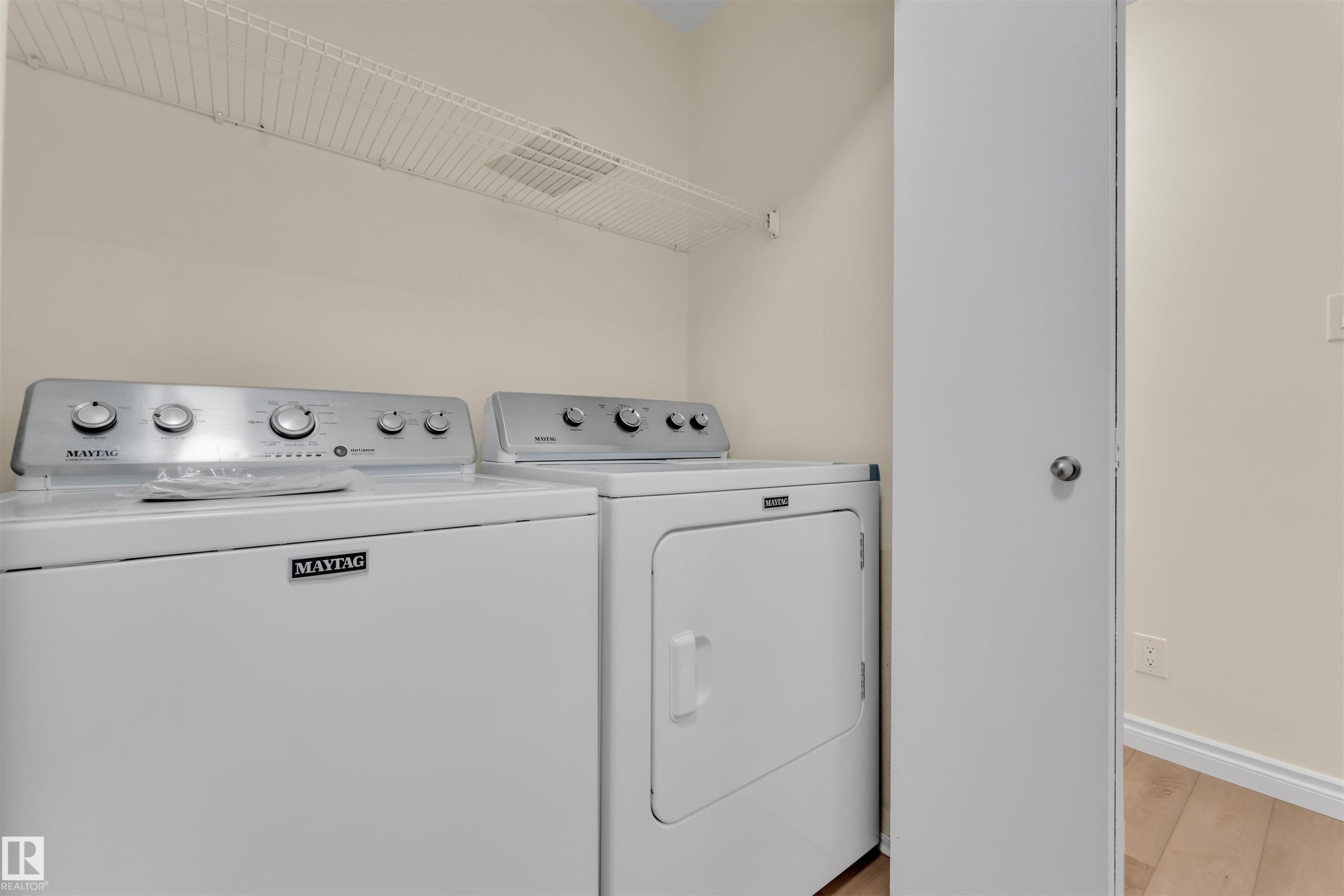 5 3855 76 Street, Edmonton, AB - Indoor Photo Showing Laundry Room