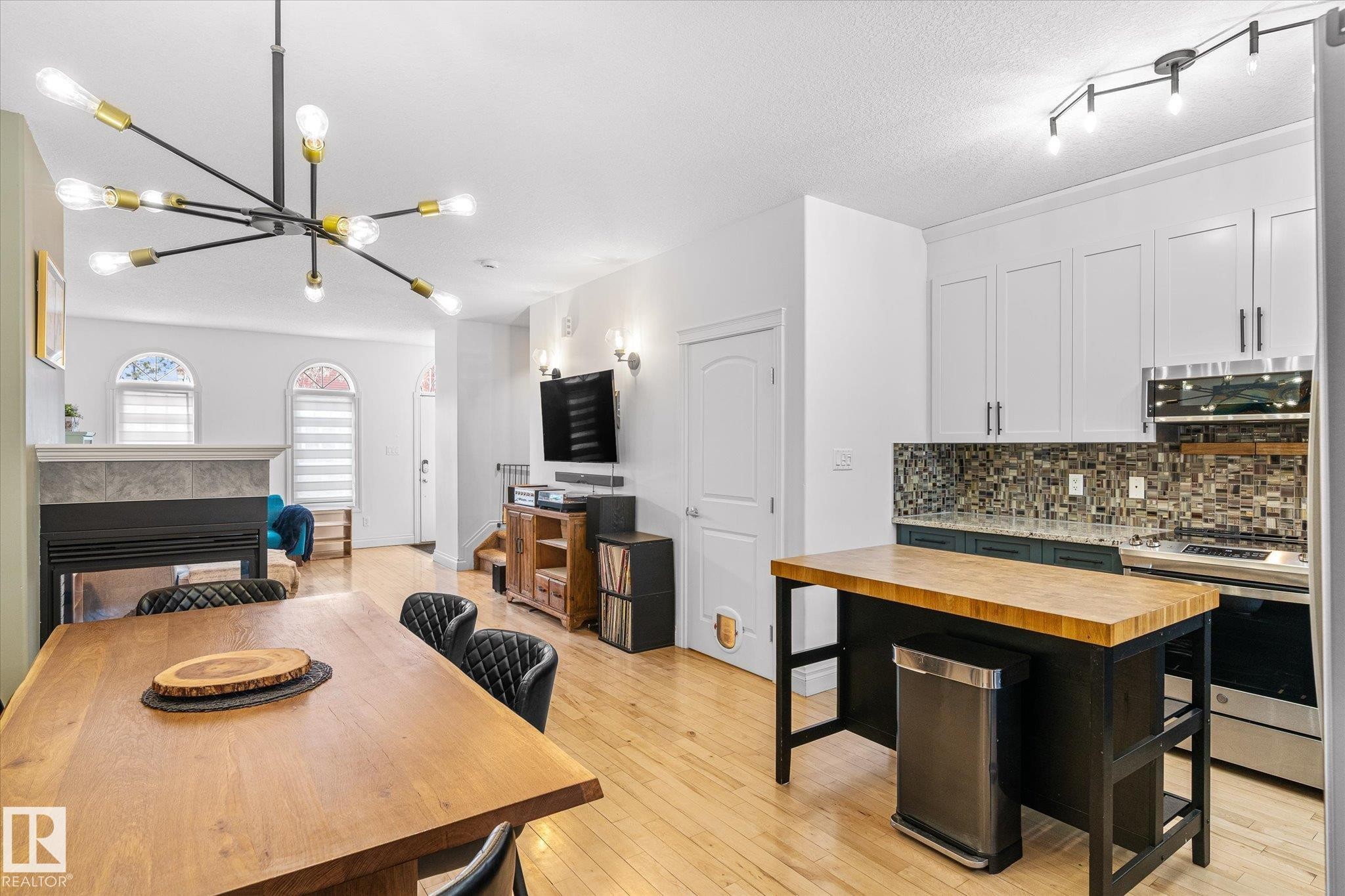 4929 Terwillegar Common, Edmonton, AB - Indoor