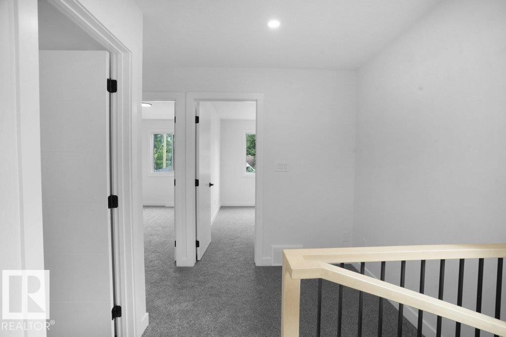 10946 62 Avenue, Edmonton, AB - Indoor Photo Showing Other Room