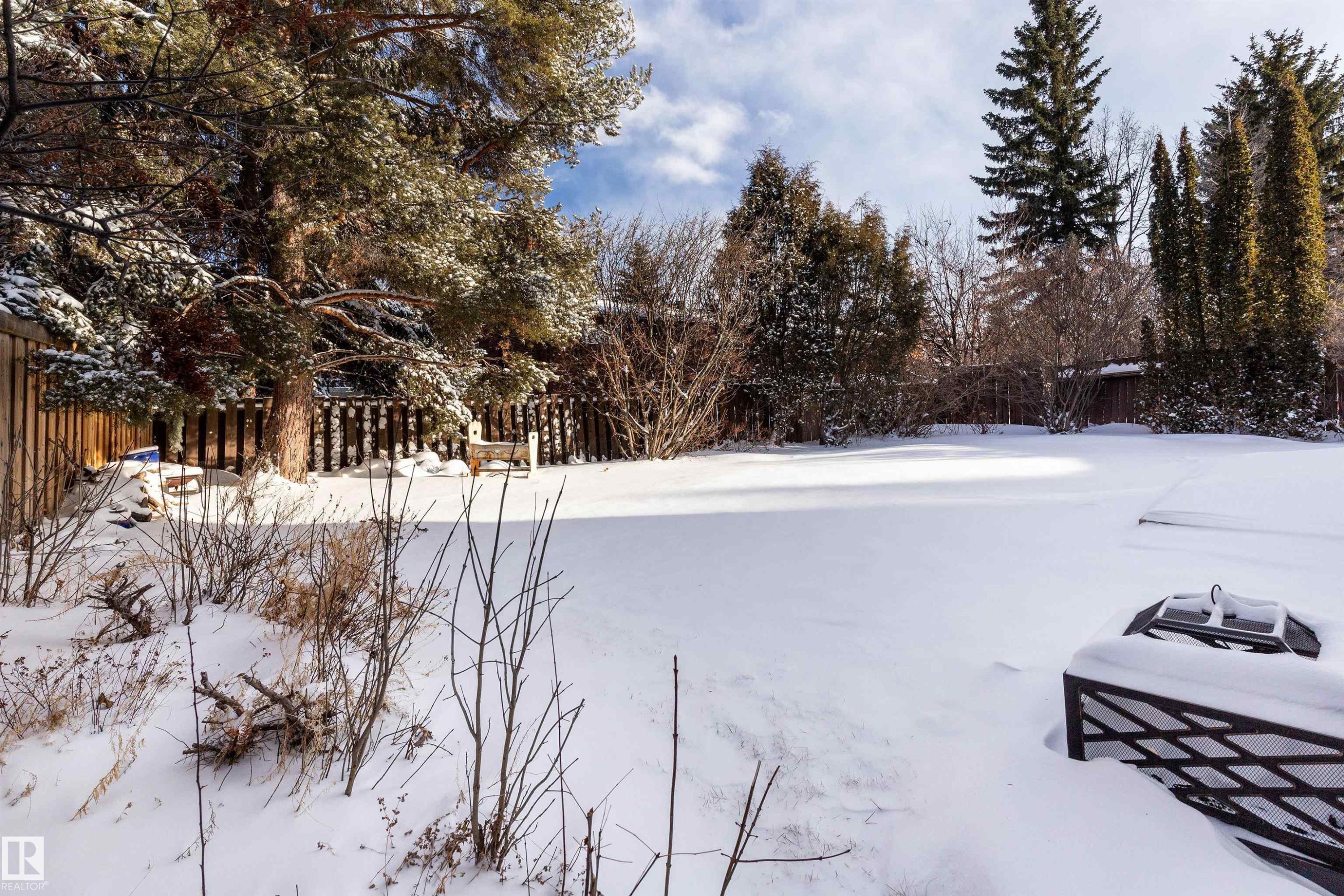 232 Gariepy Crescent, Edmonton, AB - Outdoor