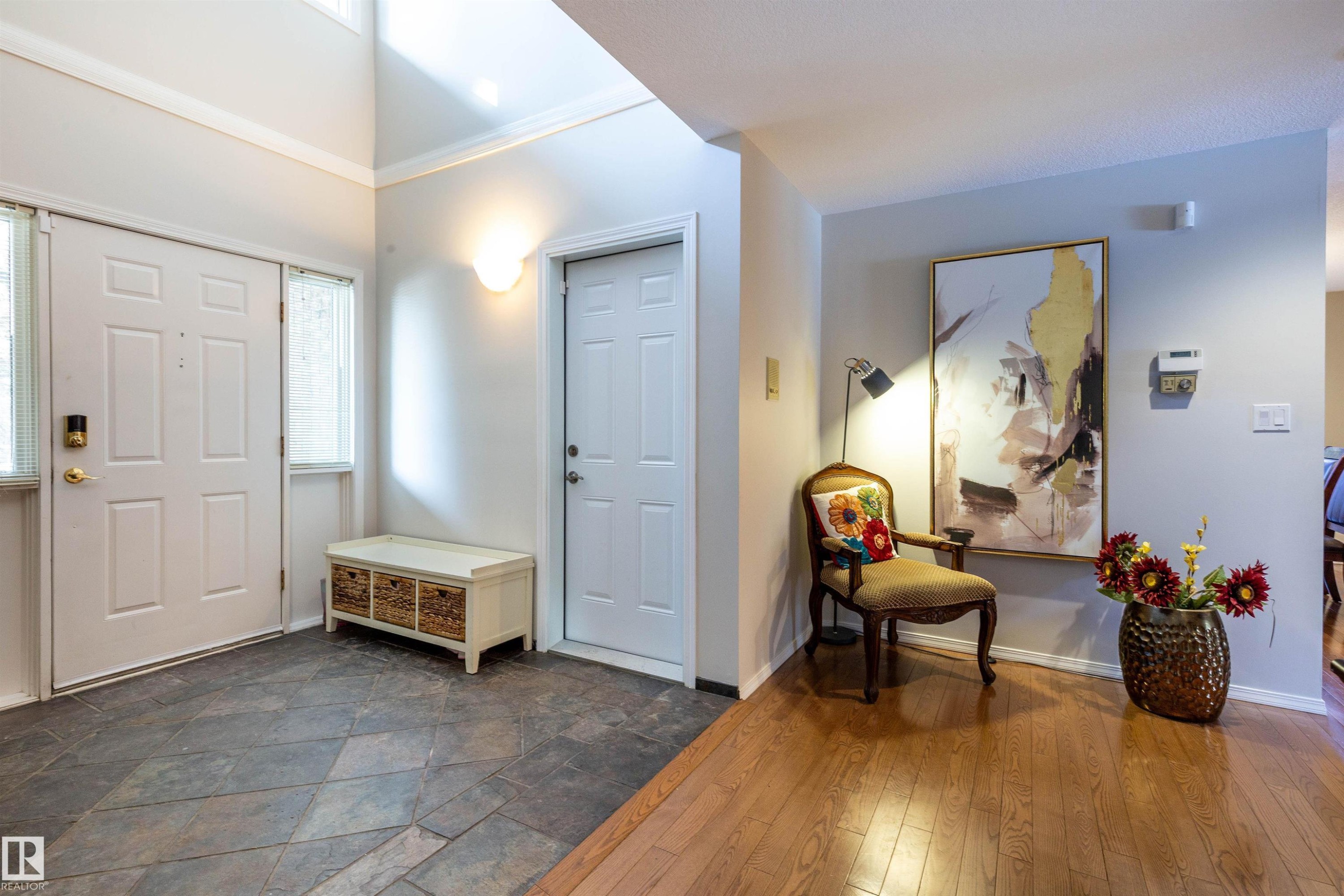 232 Gariepy Crescent, Edmonton, AB - Indoor Photo Showing Other Room