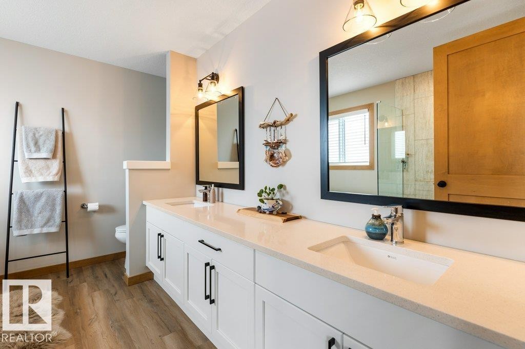 19 Riviere Terrace, St. Albert, AB - Indoor Photo Showing Bathroom