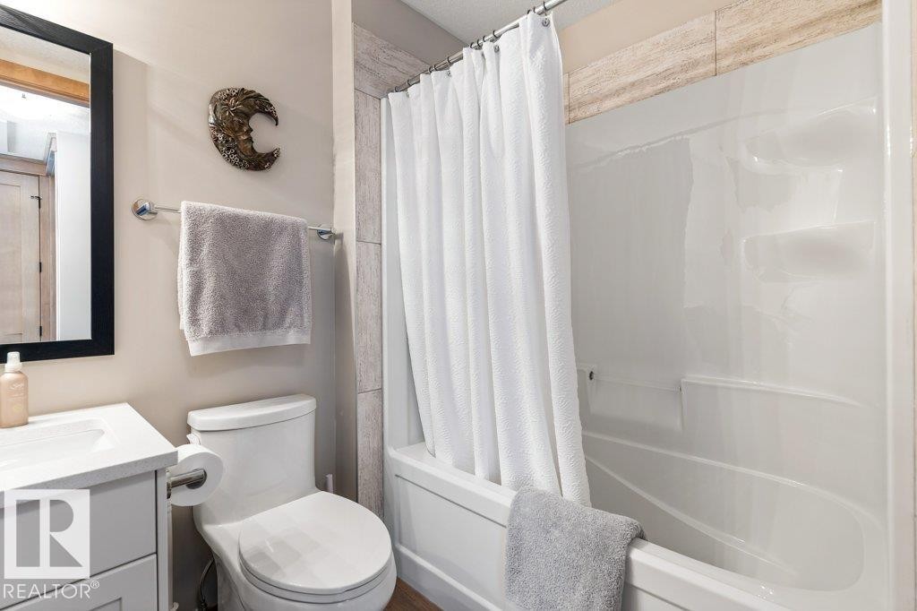 19 Riviere Terrace, St. Albert, AB - Indoor Photo Showing Bathroom