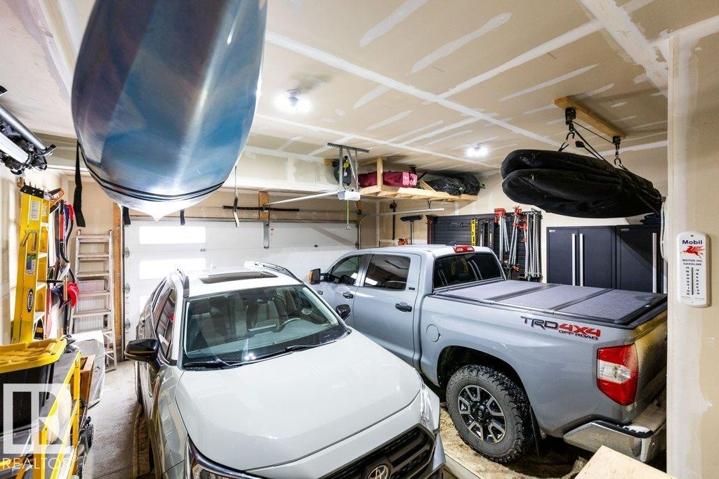 19 Riviere Terrace, St. Albert, AB - Indoor Photo Showing Garage