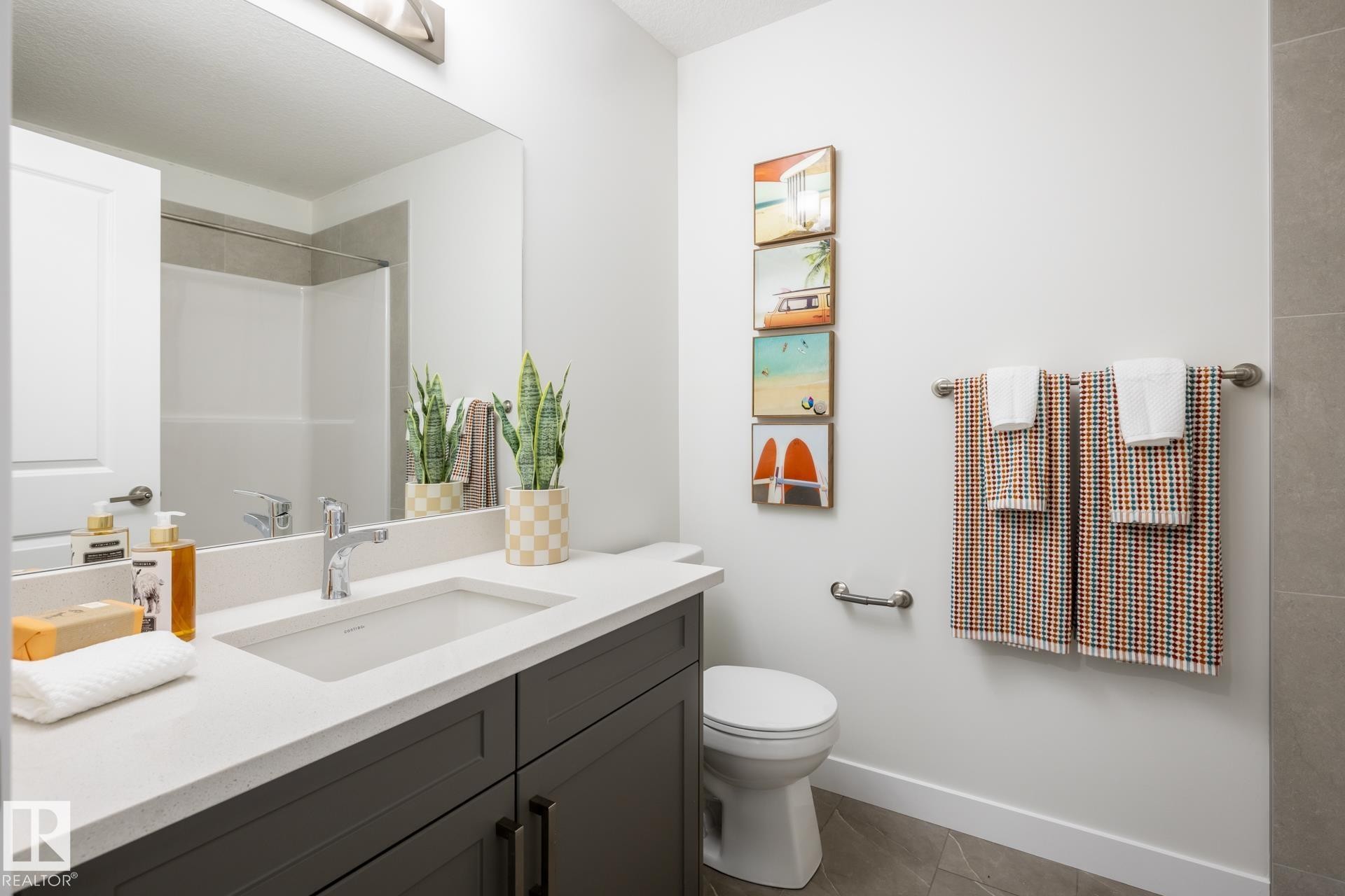 302 Falcon Crescent, Leduc, AB - Indoor Photo Showing Bathroom